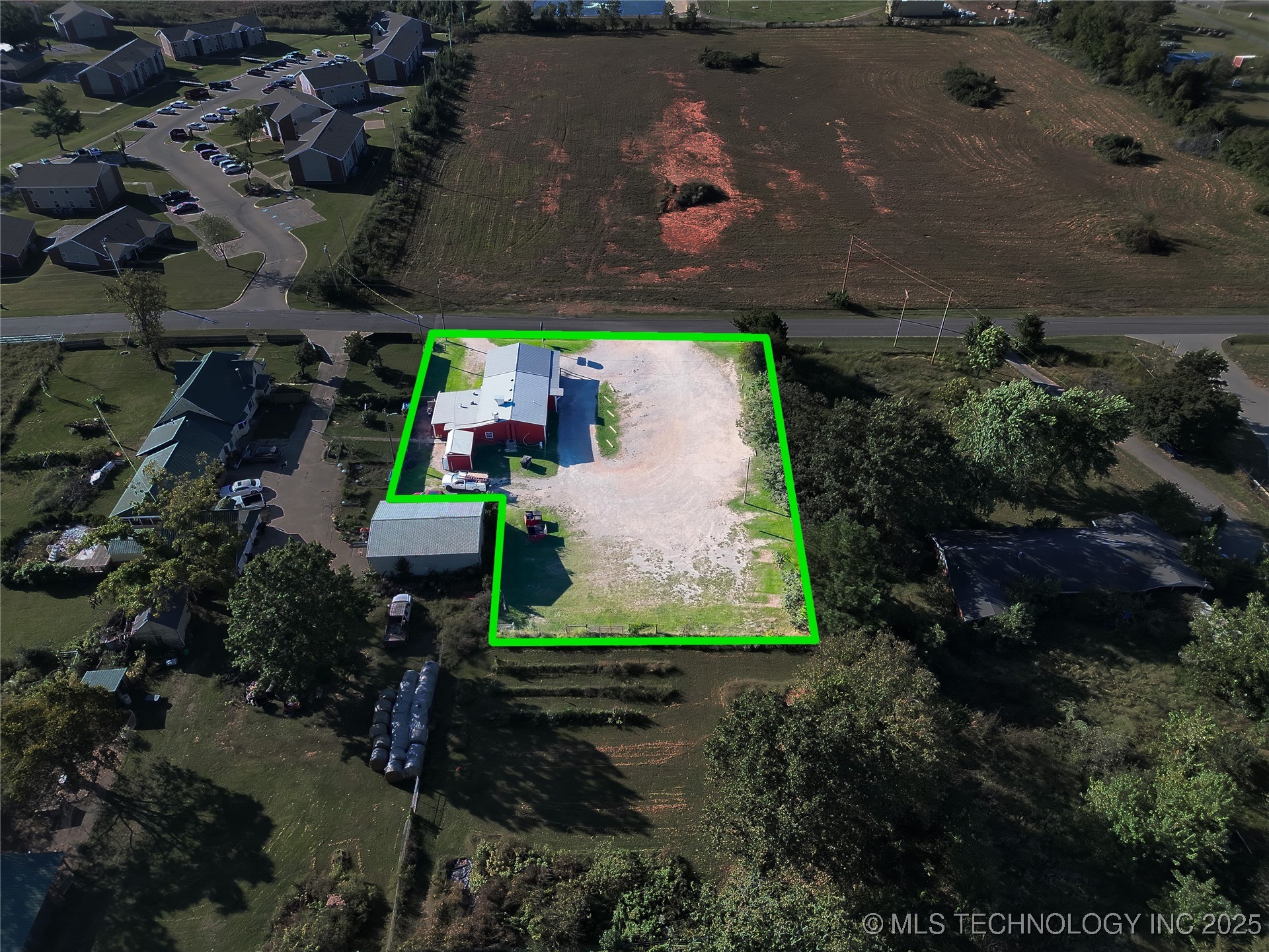 905 W Blackjack Street Property Photo 36