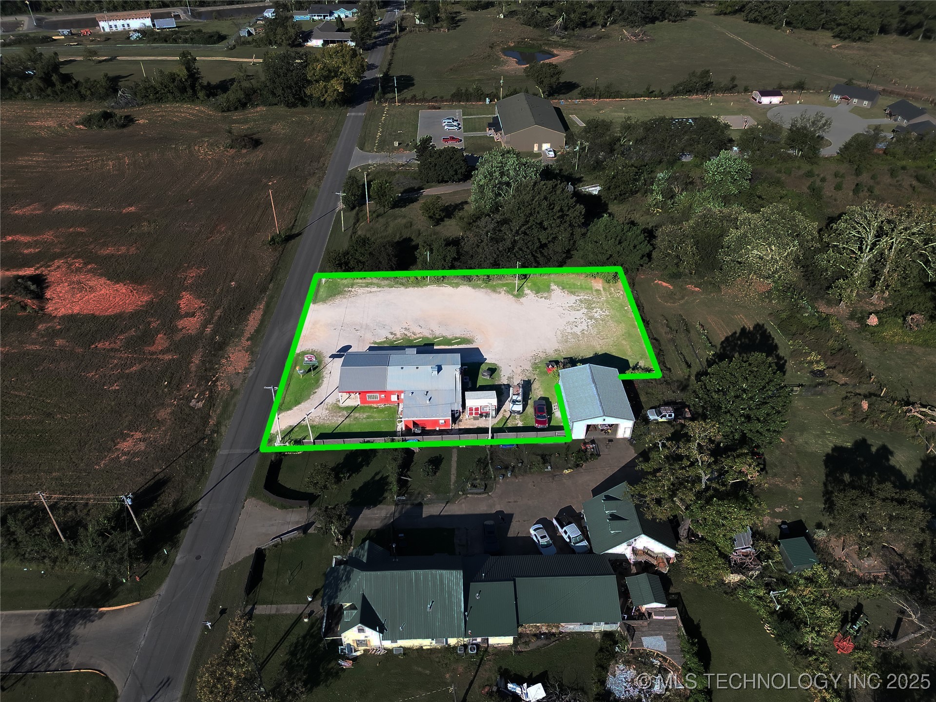 905 W Blackjack Street Property Photo 37