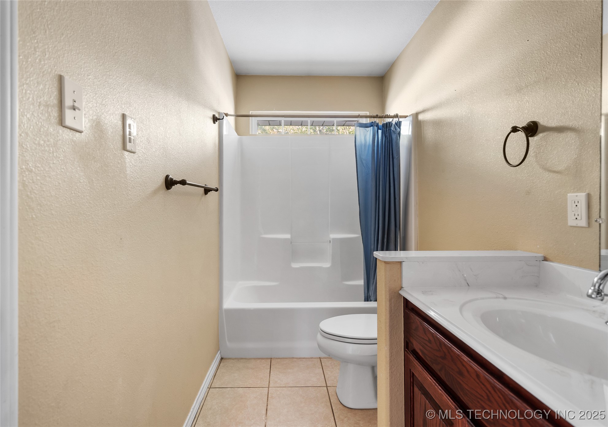 501 Mayall Property Photo 21