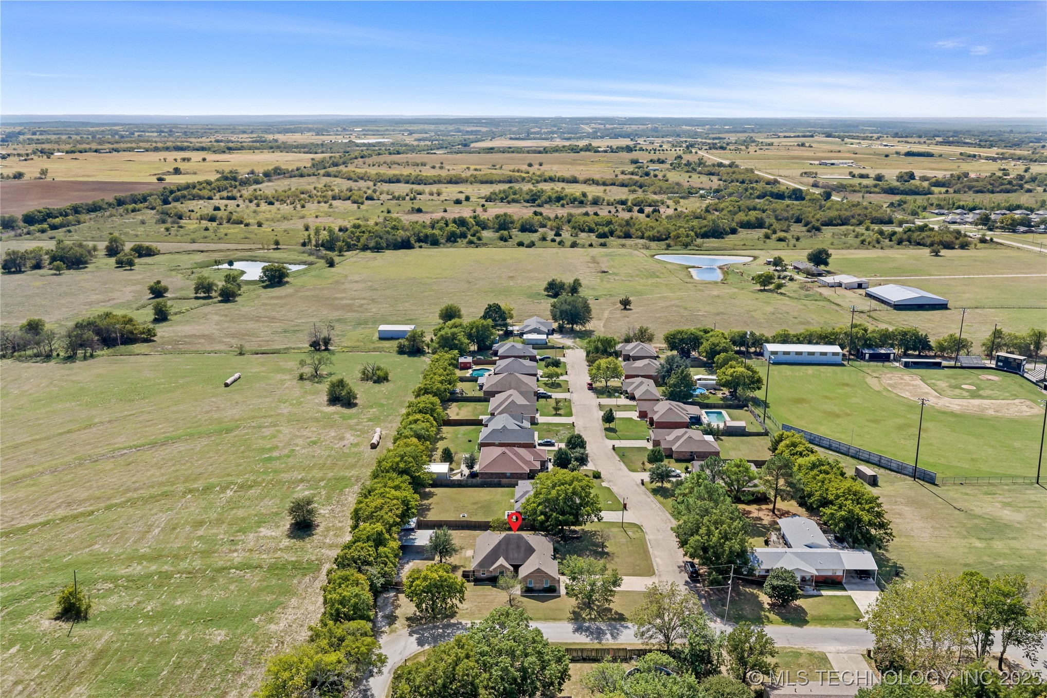 501 Mayall Property Photo 36