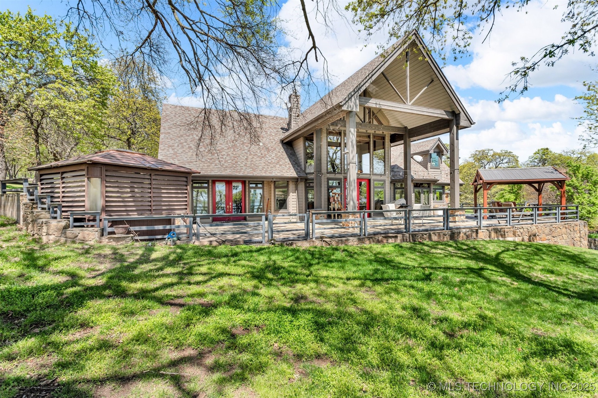 2667 Duguid Lane Property Photo 6