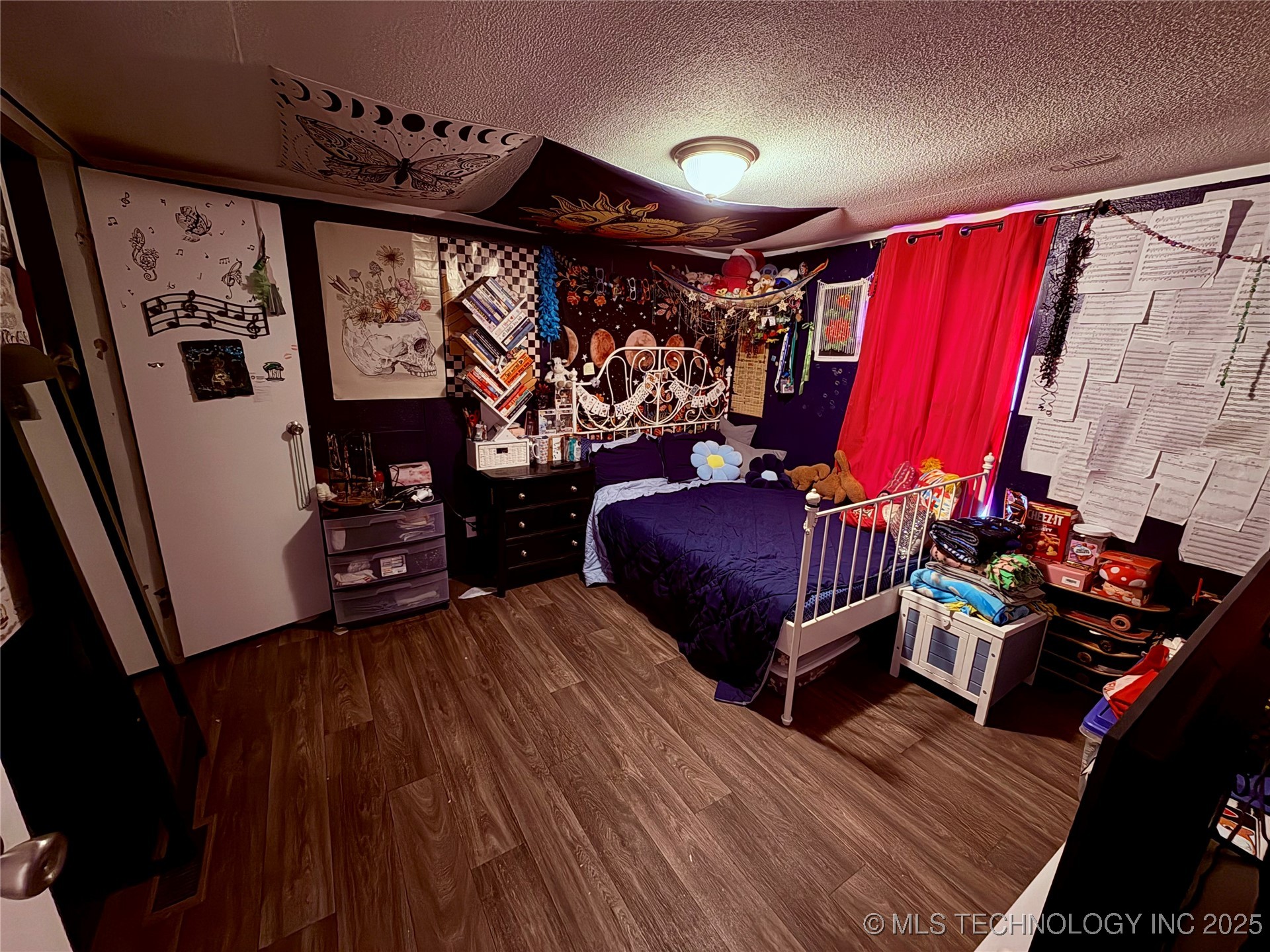 907 Harris Property Photo 7