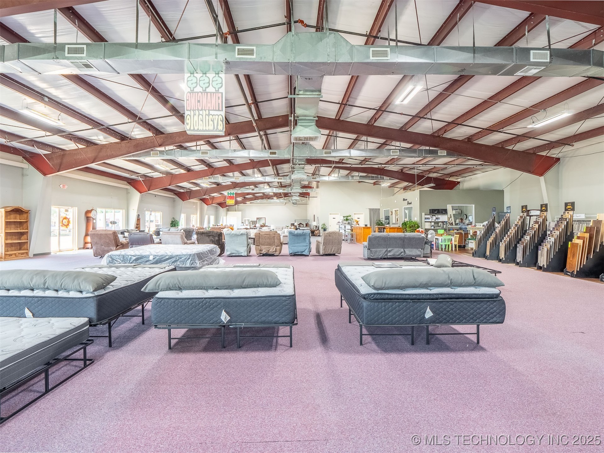 815 E Wyandotte Property Photo 8