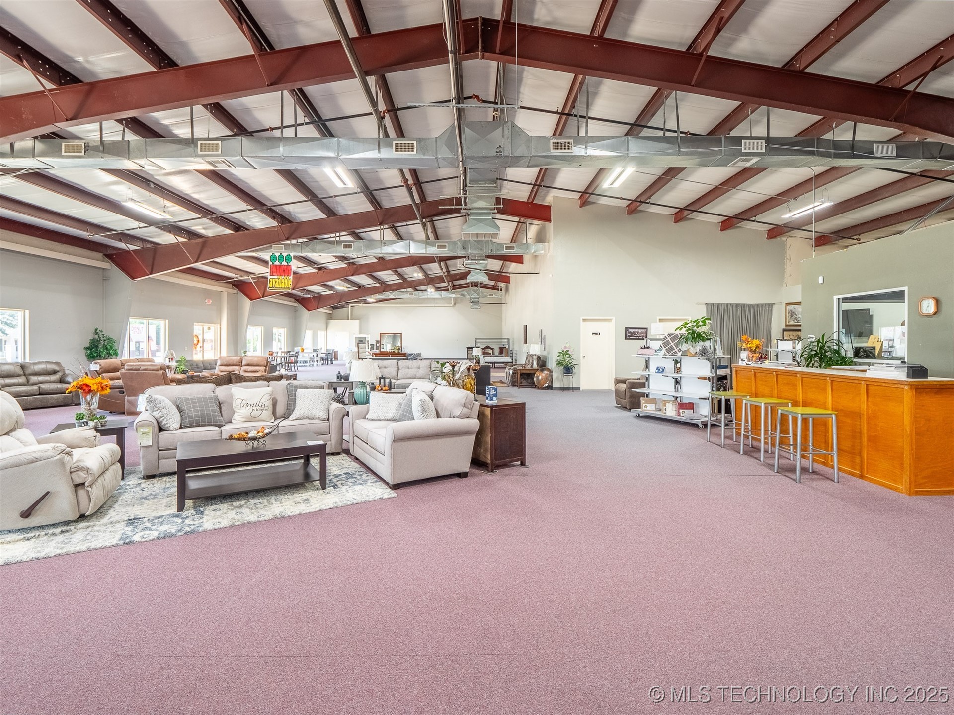 815 E Wyandotte Property Photo 11