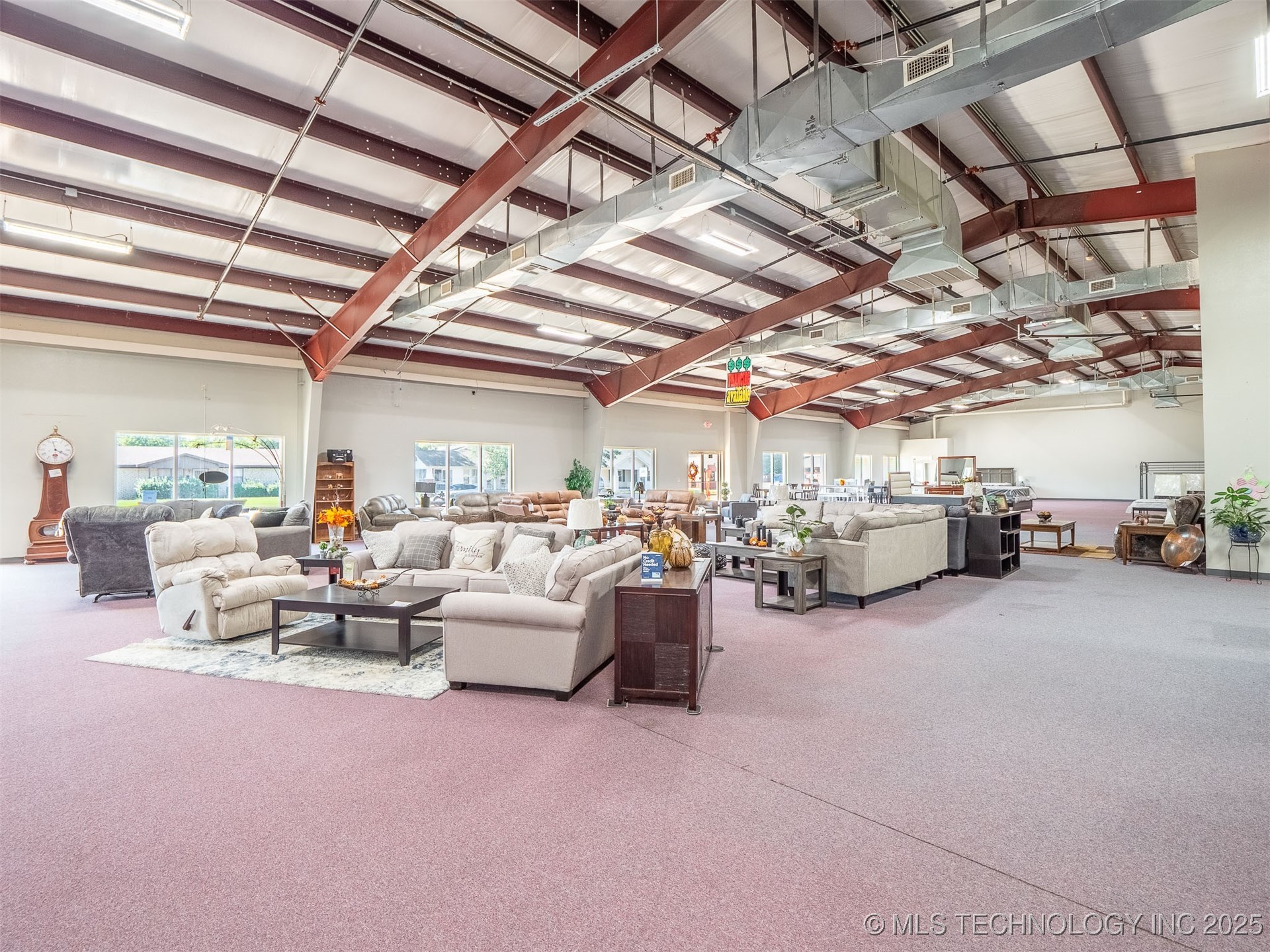 815 E Wyandotte Property Photo 12