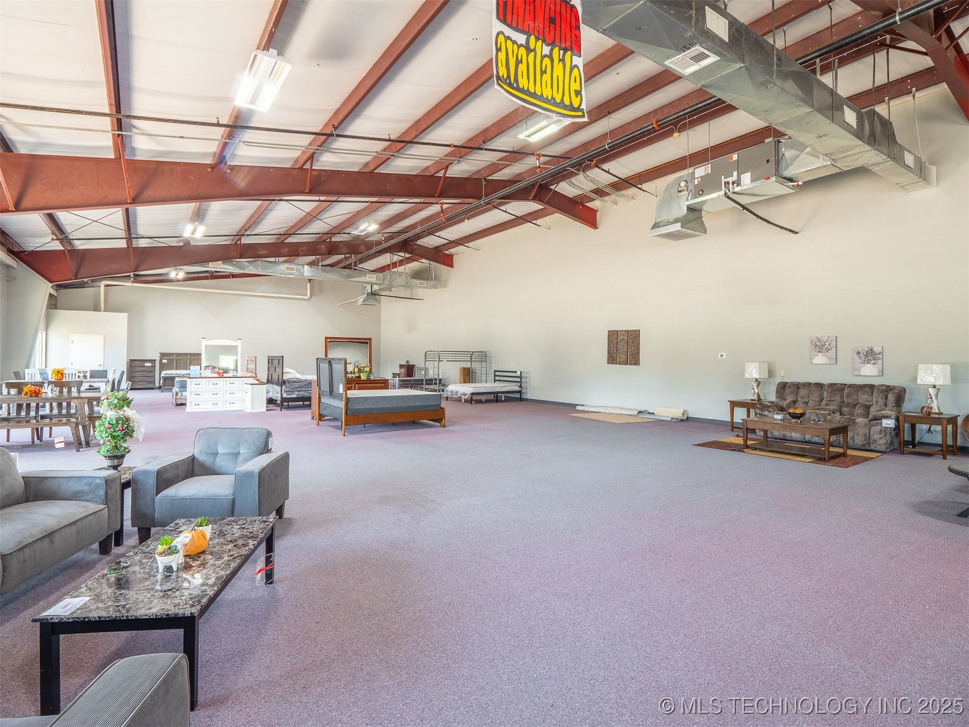 815 E Wyandotte Property Photo 17