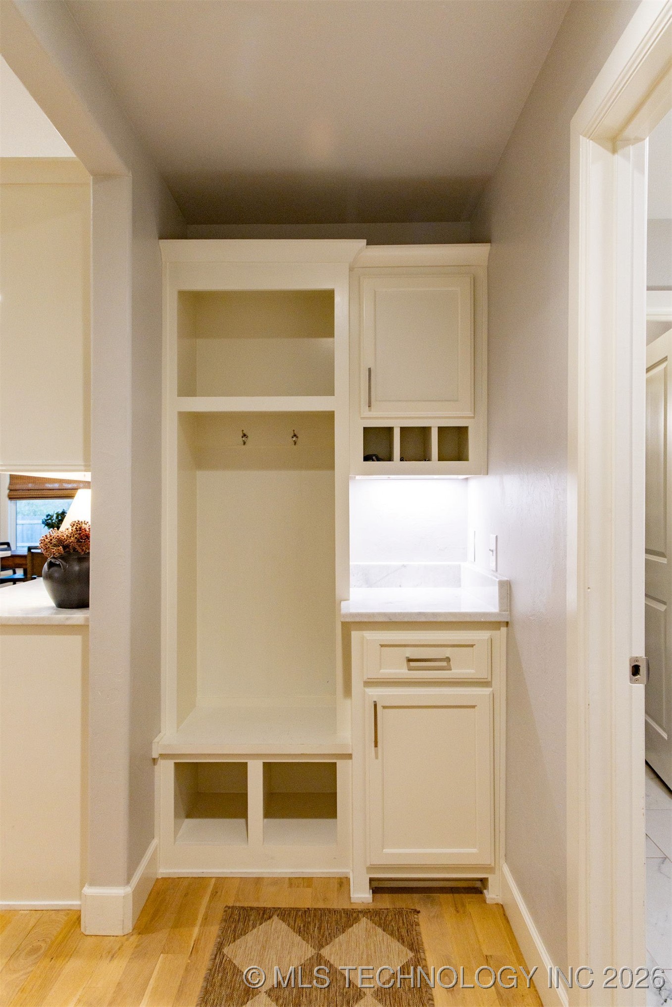 2525 E Northampton Street Property Photo 21