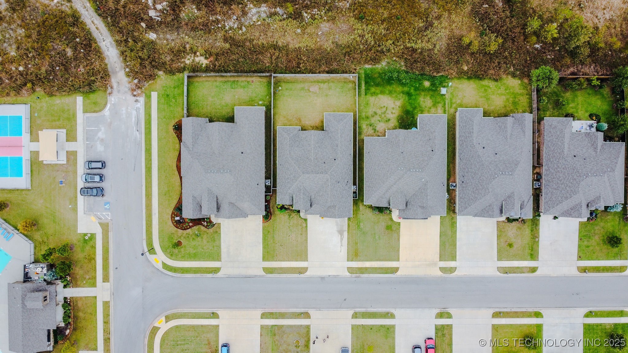 2525 E Northampton Street Property Photo 30