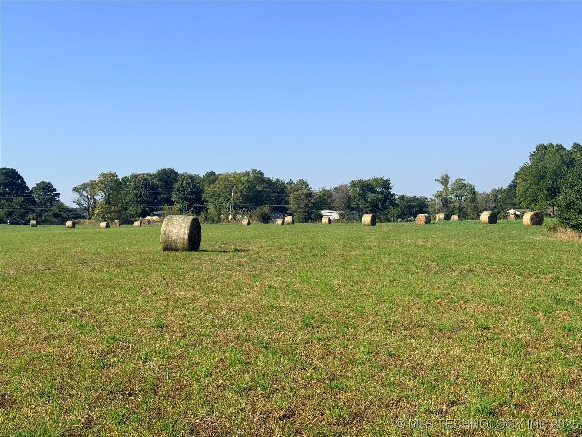 W Harris Road Property Photo 10