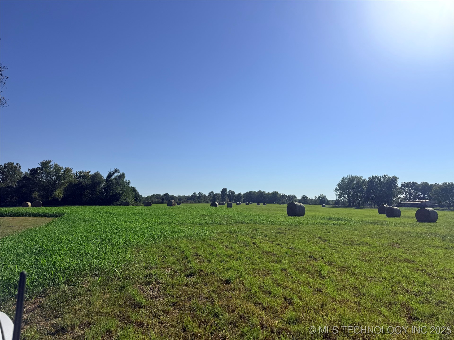 W Harris Road Property Photo 14