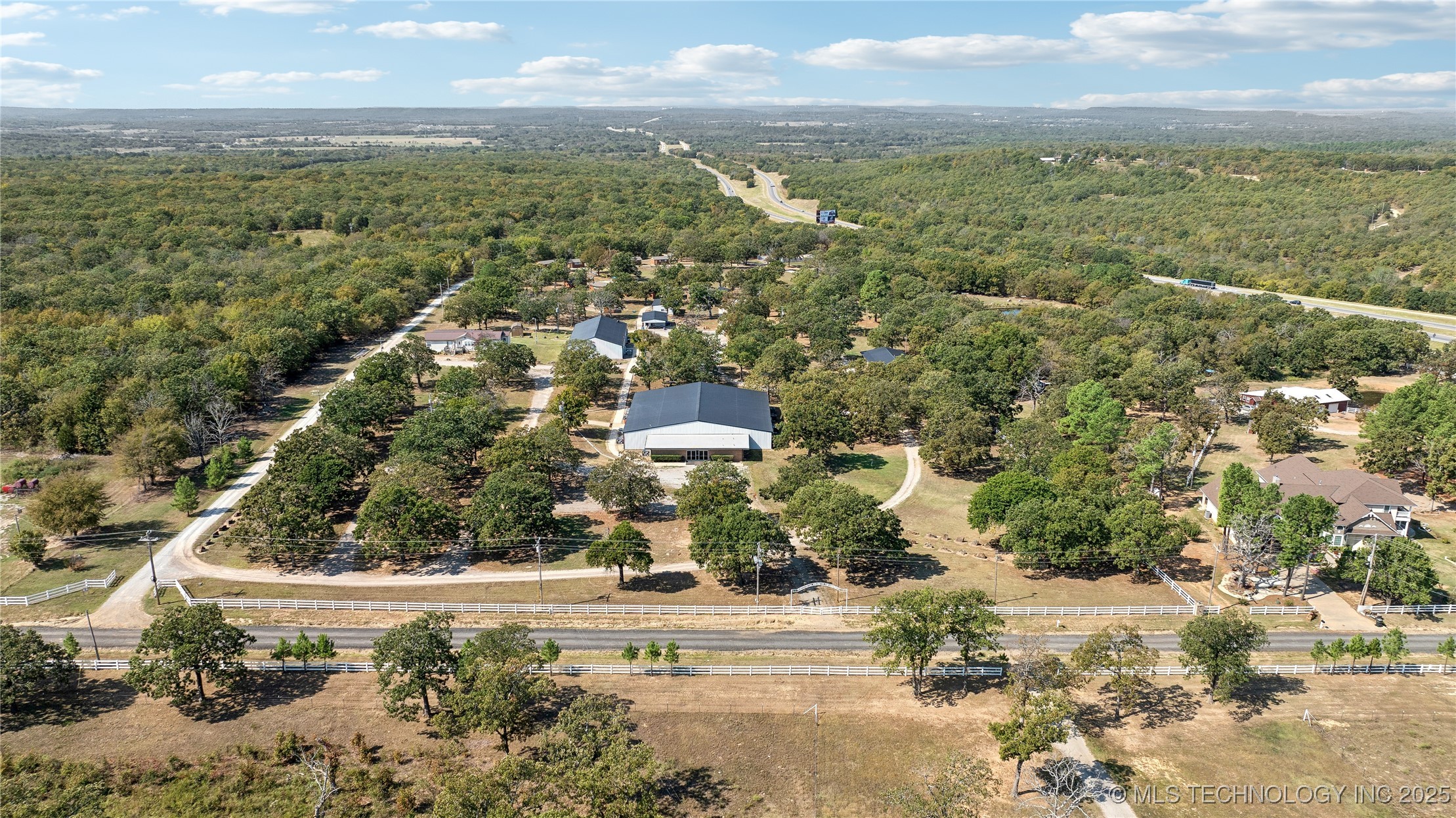 109218 S 4030 Road Property Photo 1