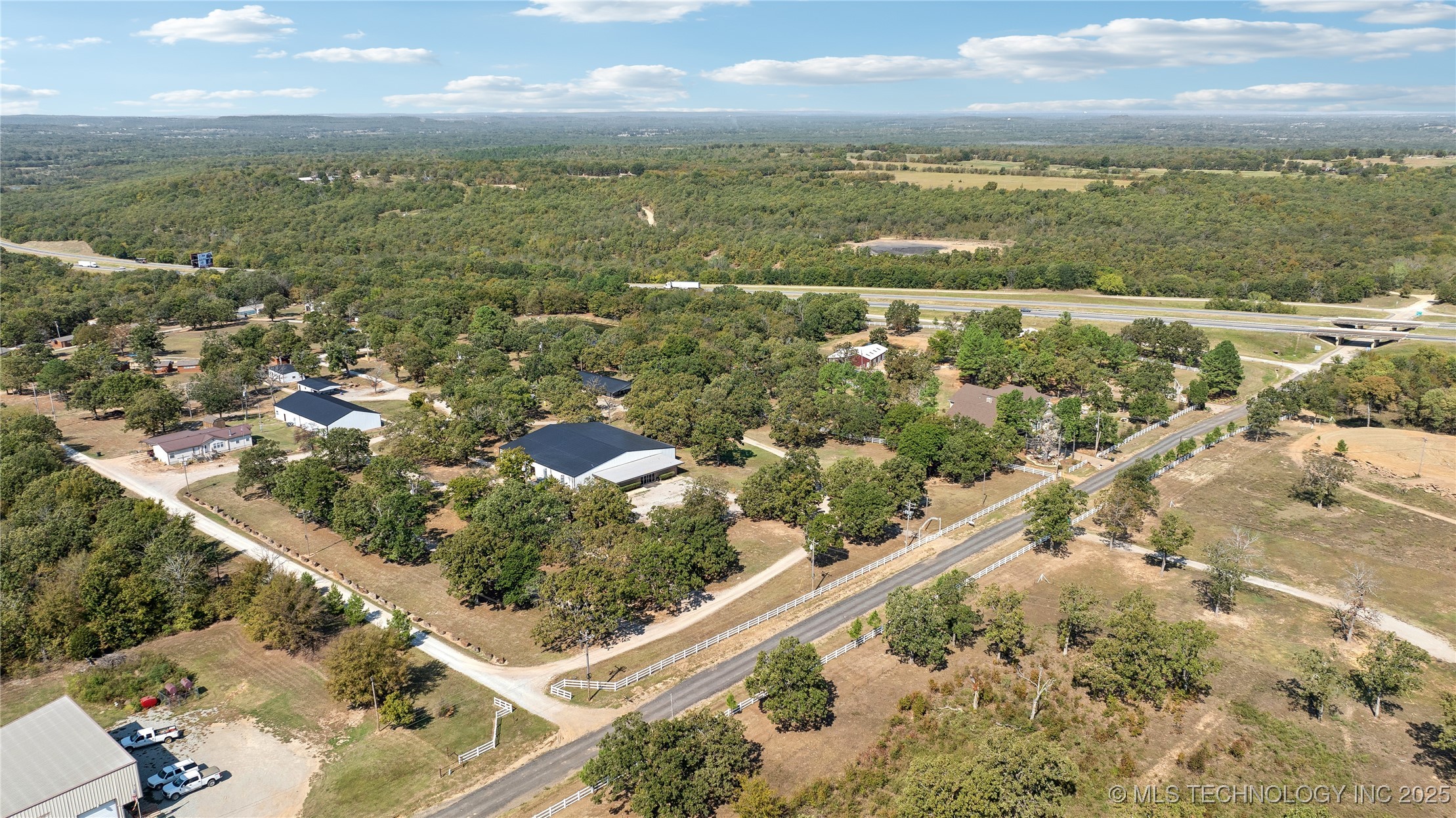 109218 S 4030 Road Property Photo 3