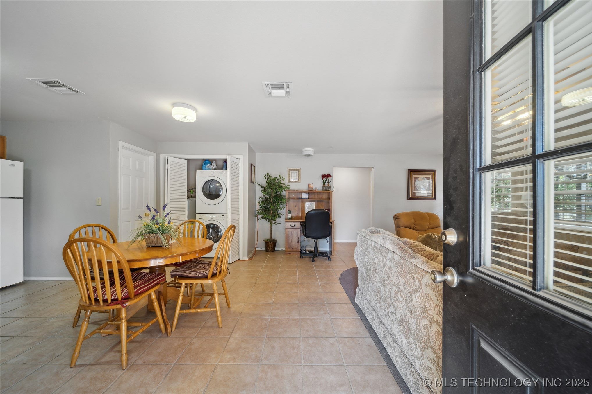 109218 S 4030 Road Property Photo 12