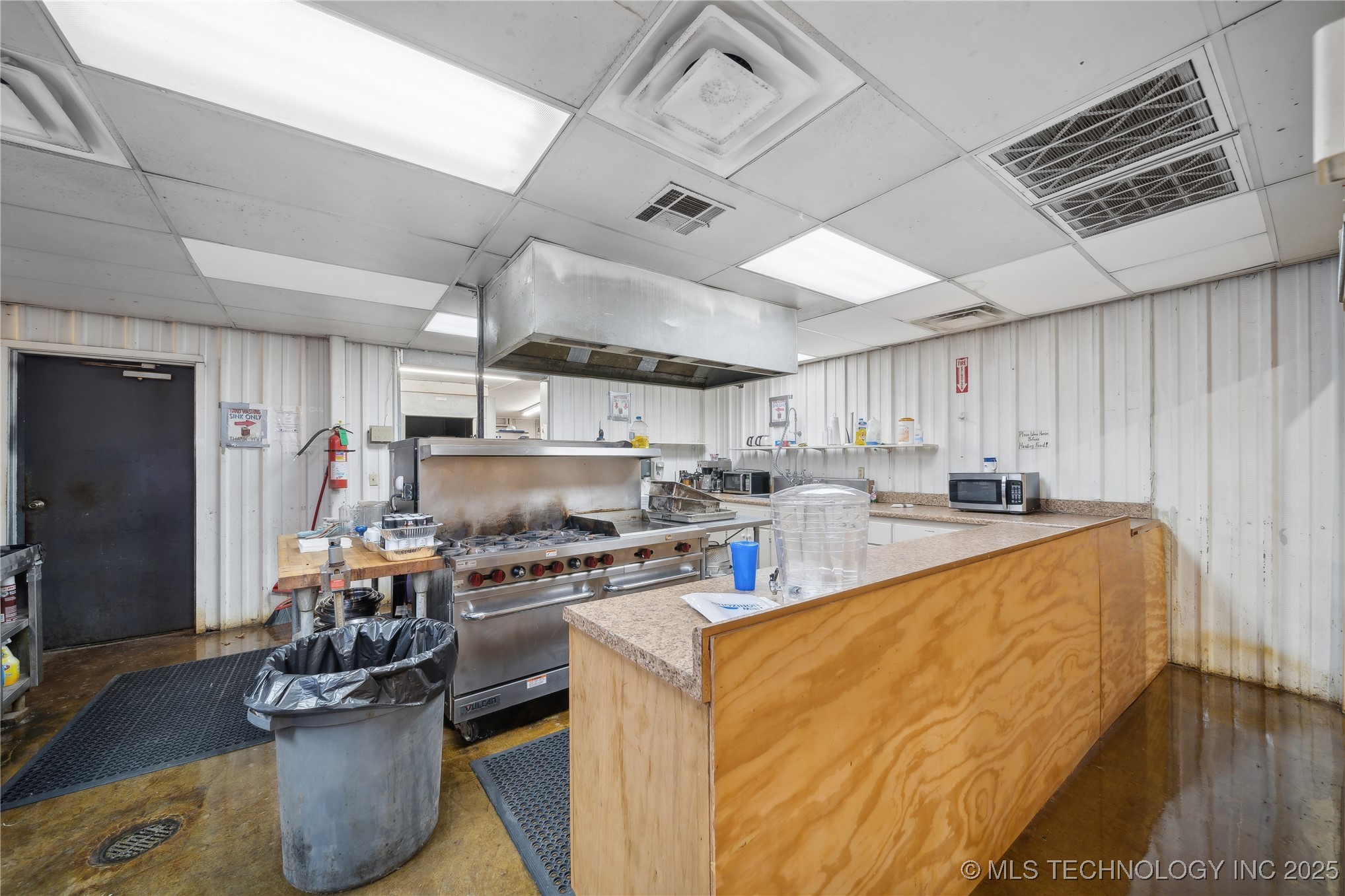 109218 S 4030 Road Property Photo 22