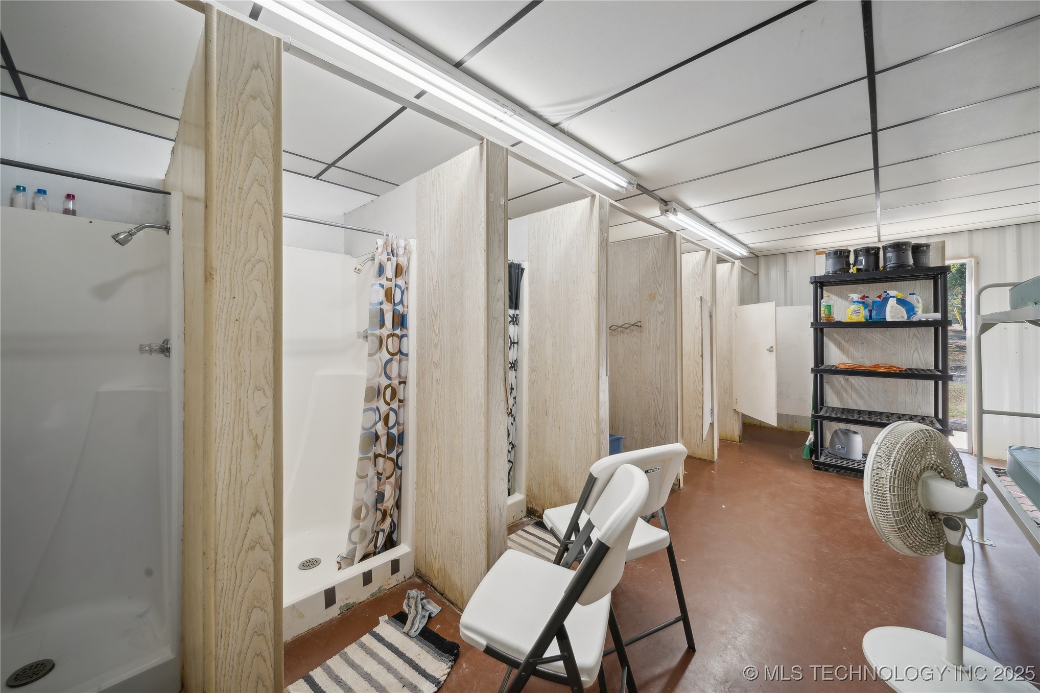 109218 S 4030 Road Property Photo 25