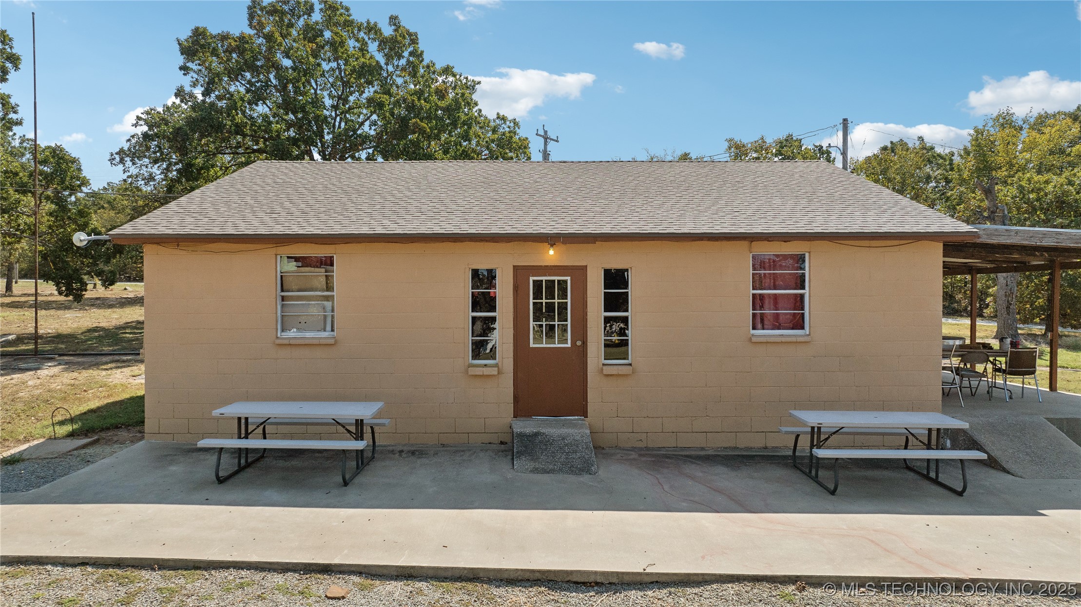 109218 S 4030 Road Property Photo 50