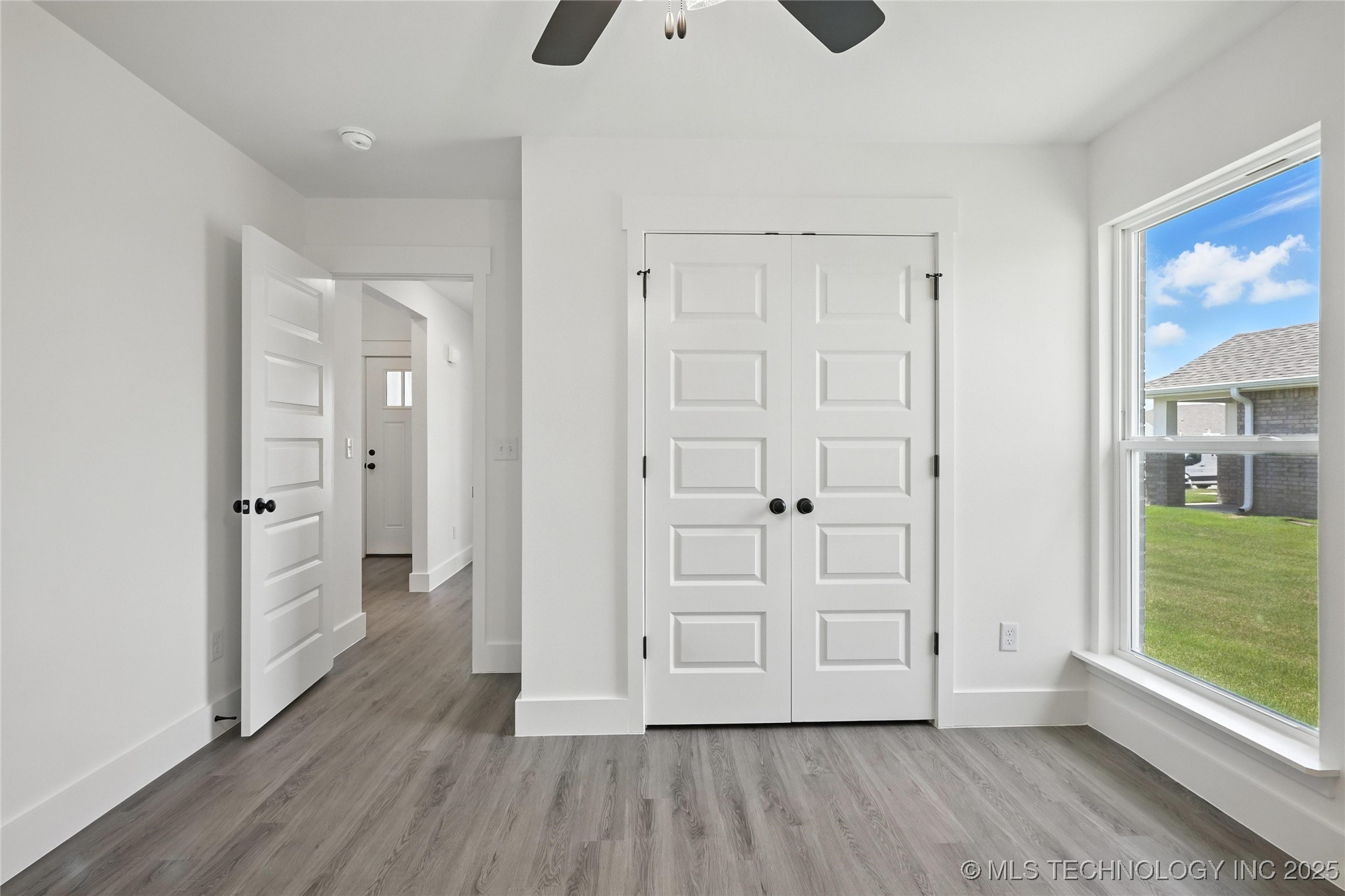 2808 E Northampton Street Property Photo 9