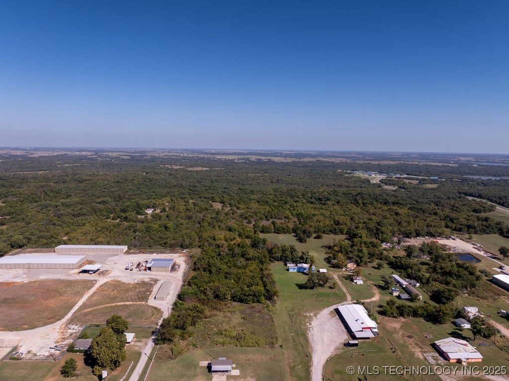 1600 Hwy 70 E Property Photo 4