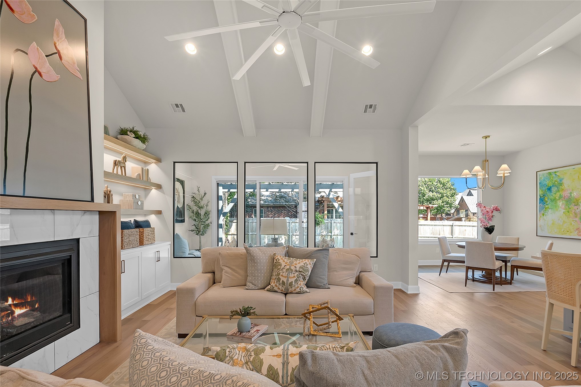 9617 E 119th Court Property Photo 6