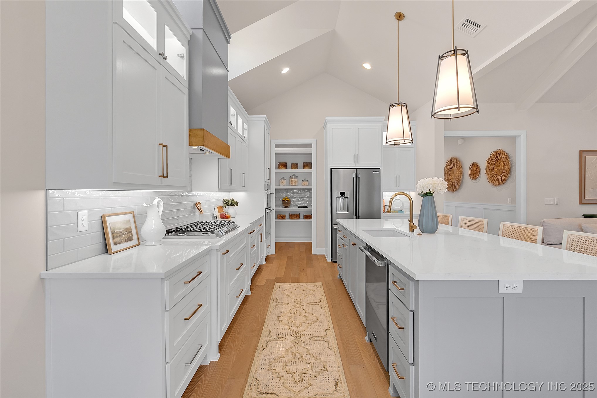 9617 E 119th Court Property Photo 17