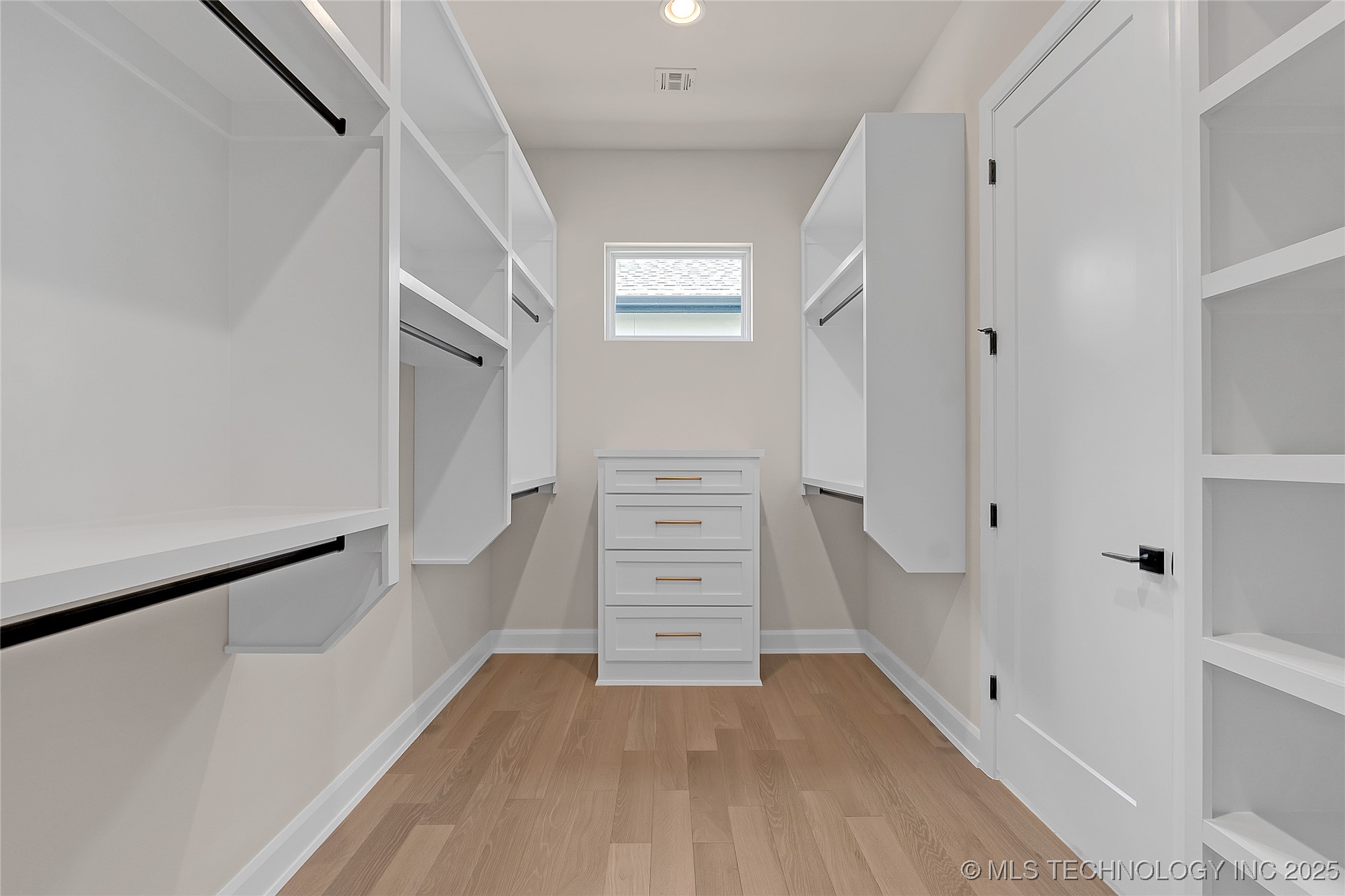 9617 E 119th Court Property Photo 32