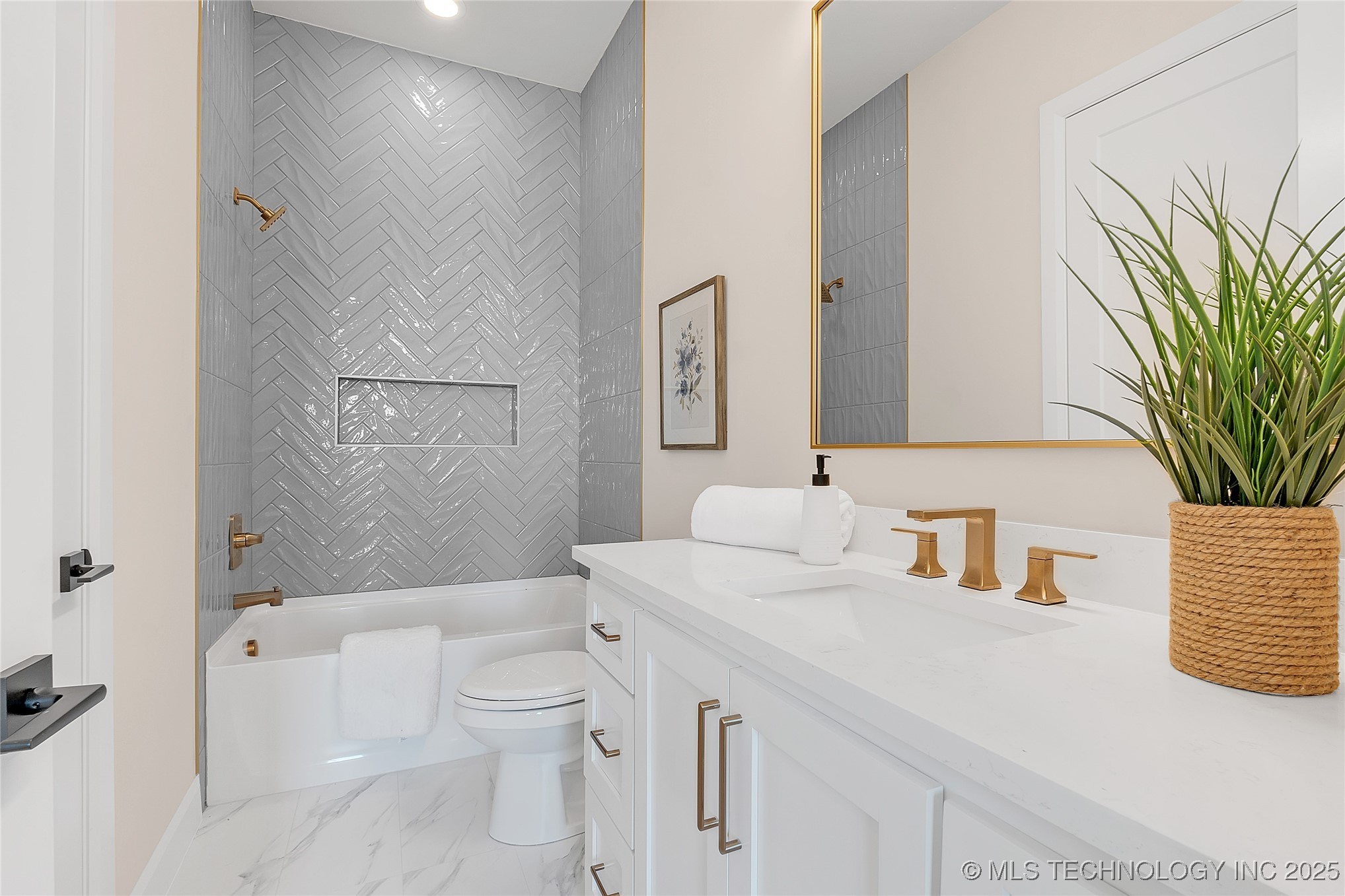 9617 E 119th Court Property Photo 39