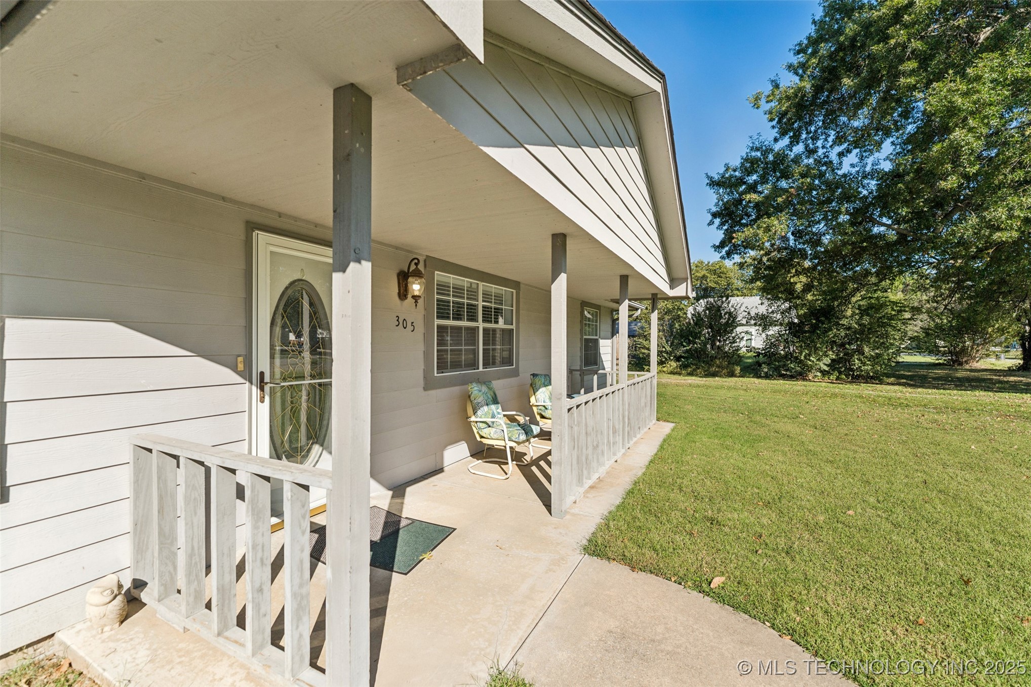 305 Ne 5th Street Property Photo 4