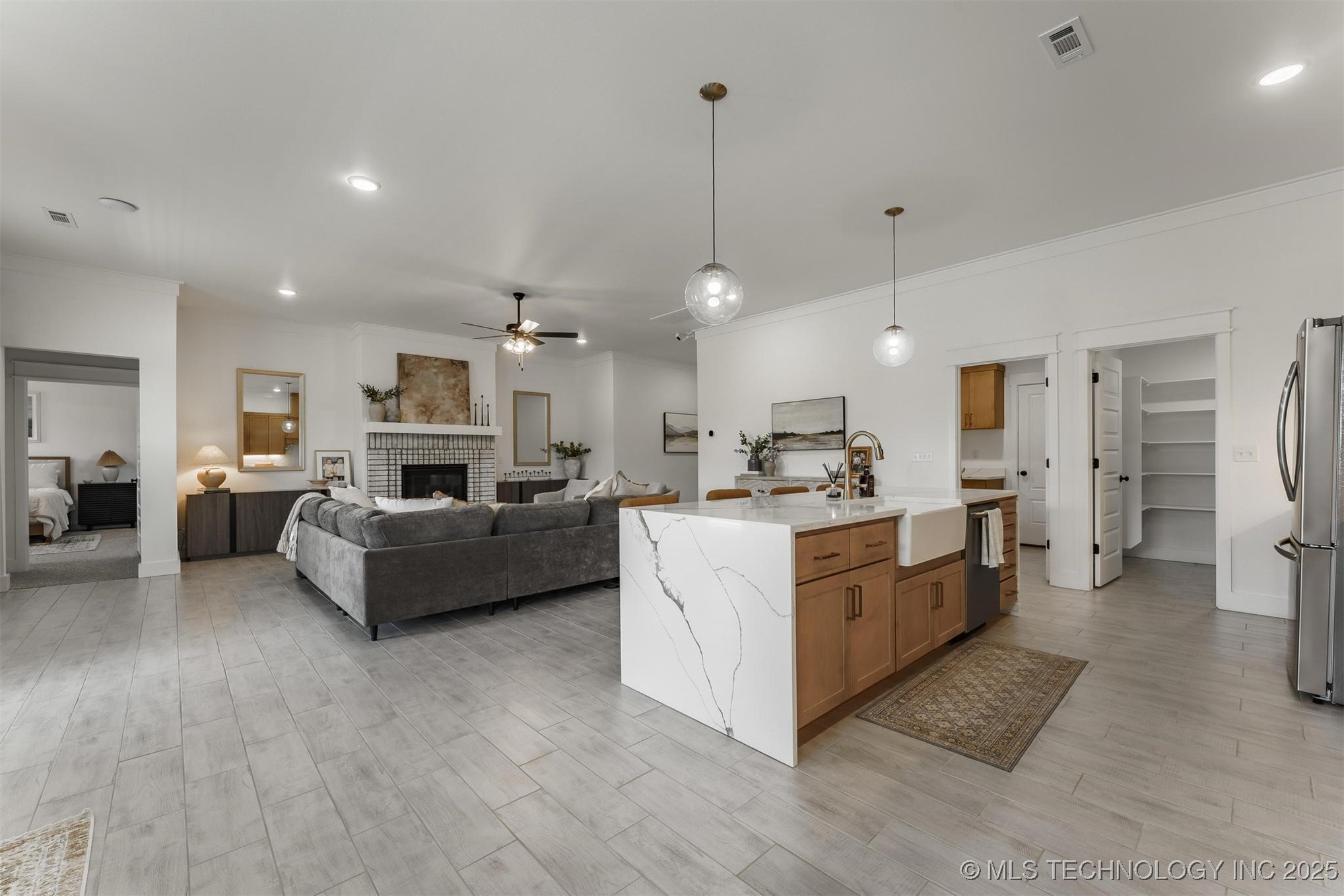 2056 E 129th Place S Property Photo 5