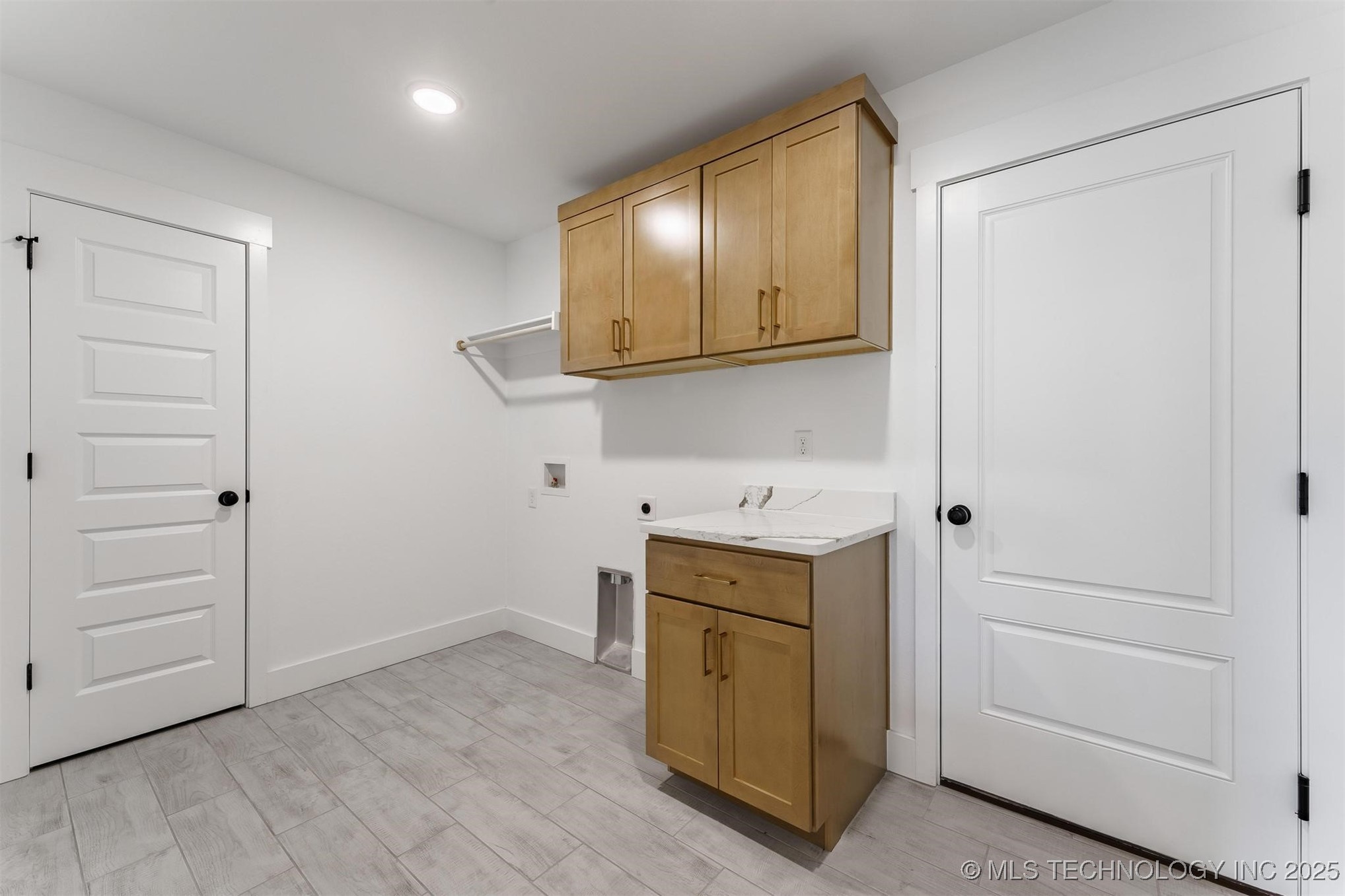 2056 E 129th Place S Property Photo 13