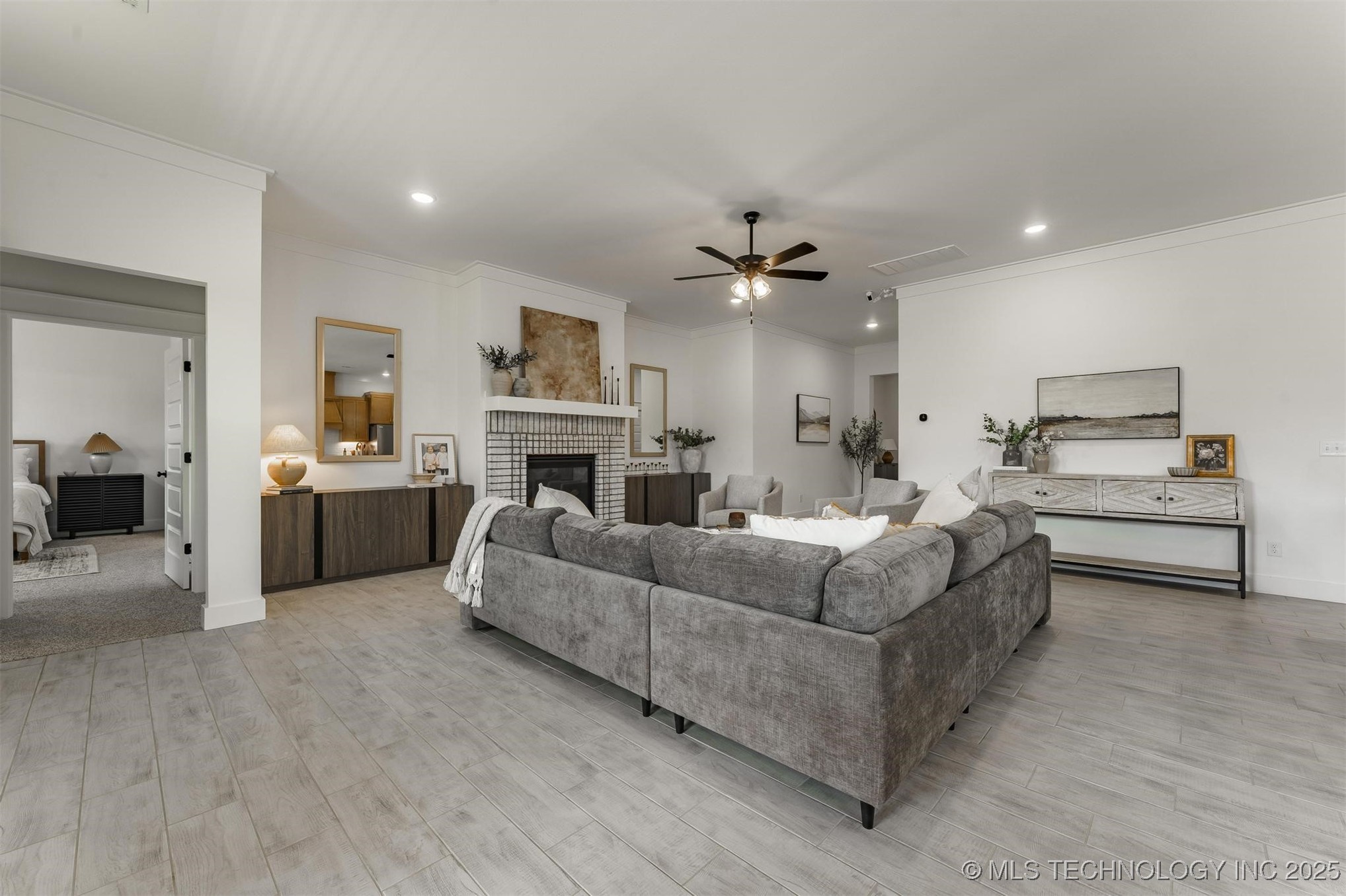 2056 E 129th Place S Property Photo 15