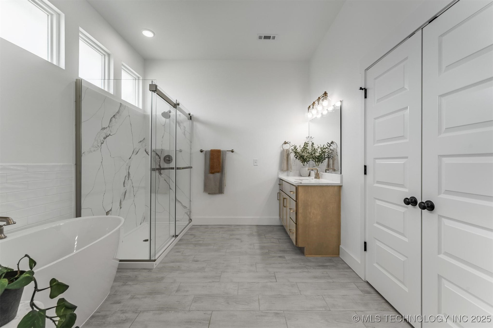 2056 E 129th Place S Property Photo 21