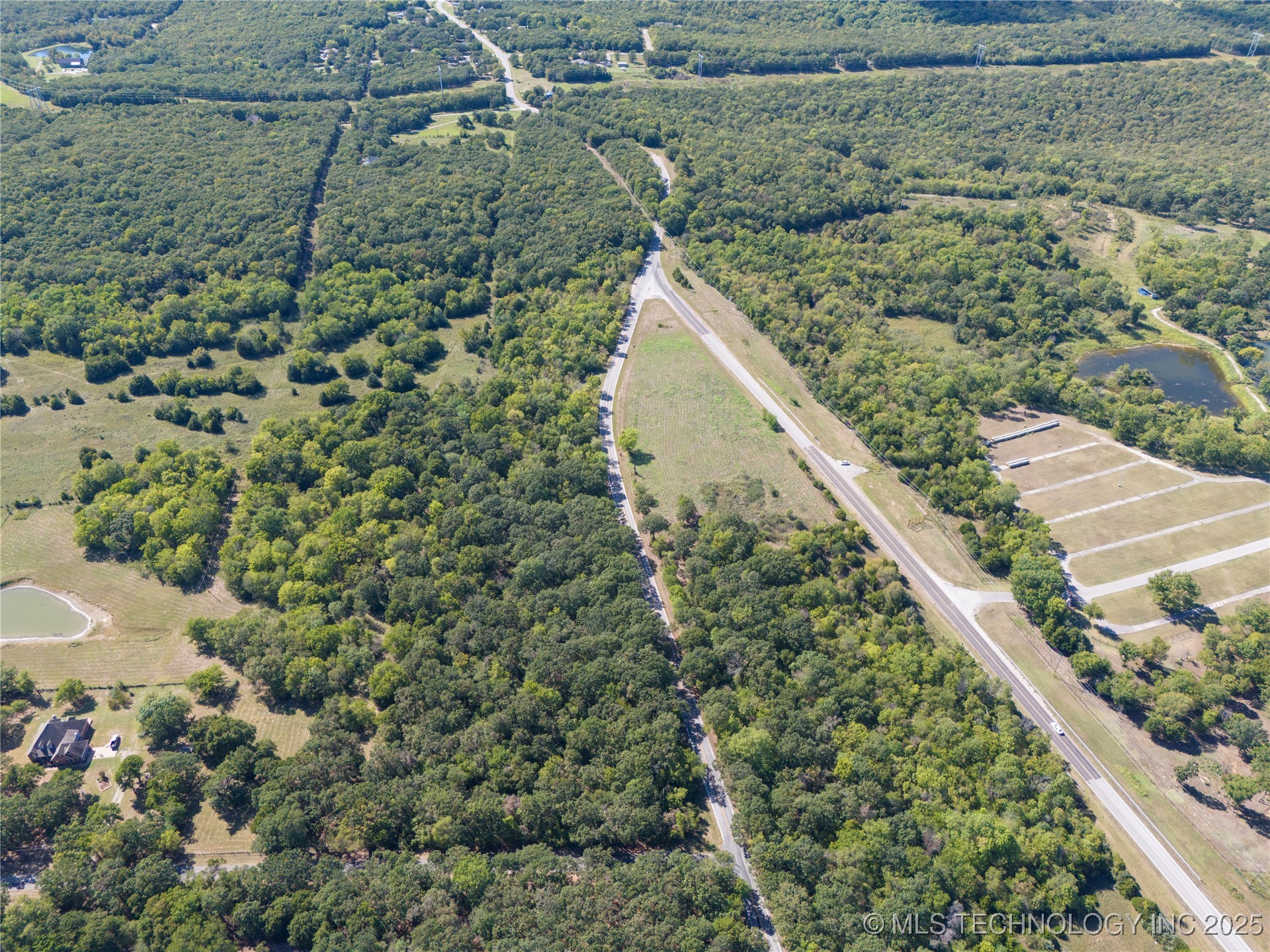 02 W Coyote Trail Property Photo 13