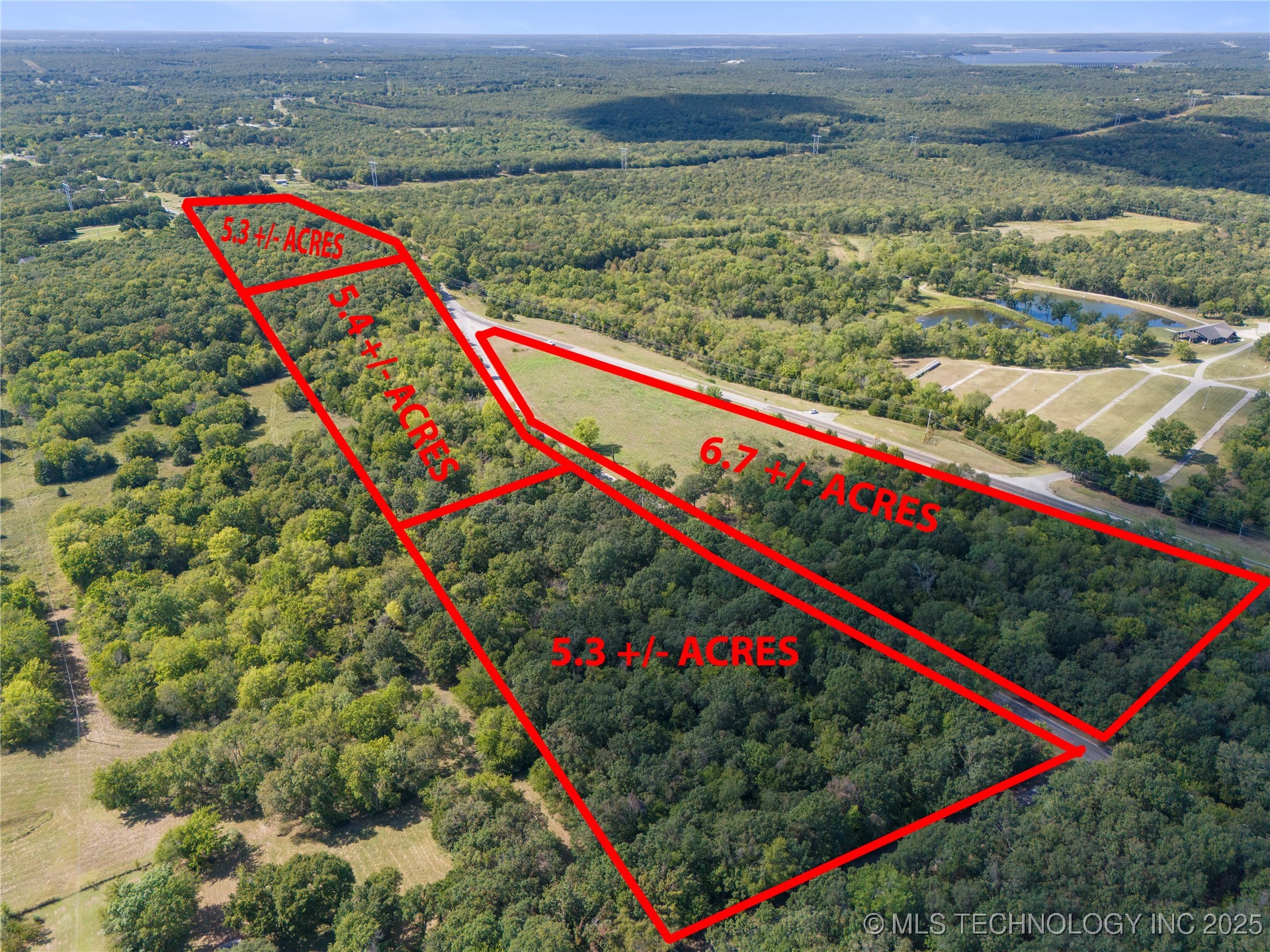 03 W Coyote Trail Property Photo 3