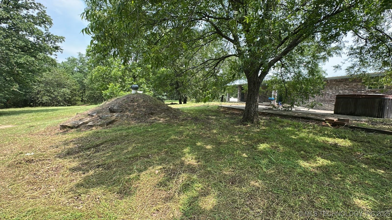 827 Acorn Road Property Photo 11