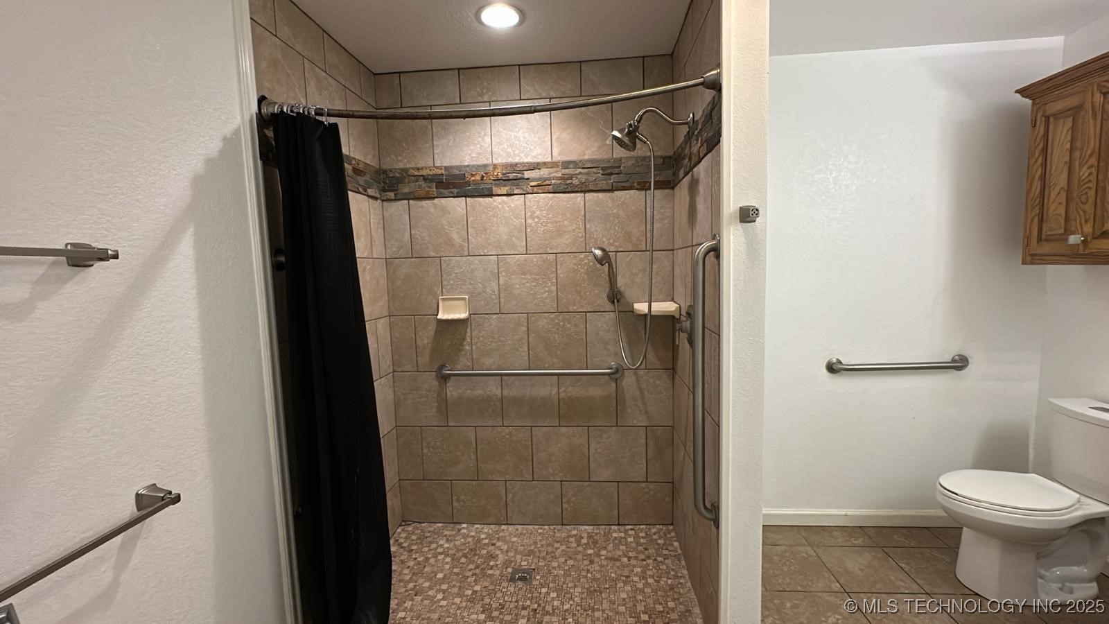 827 Acorn Road Property Photo 20