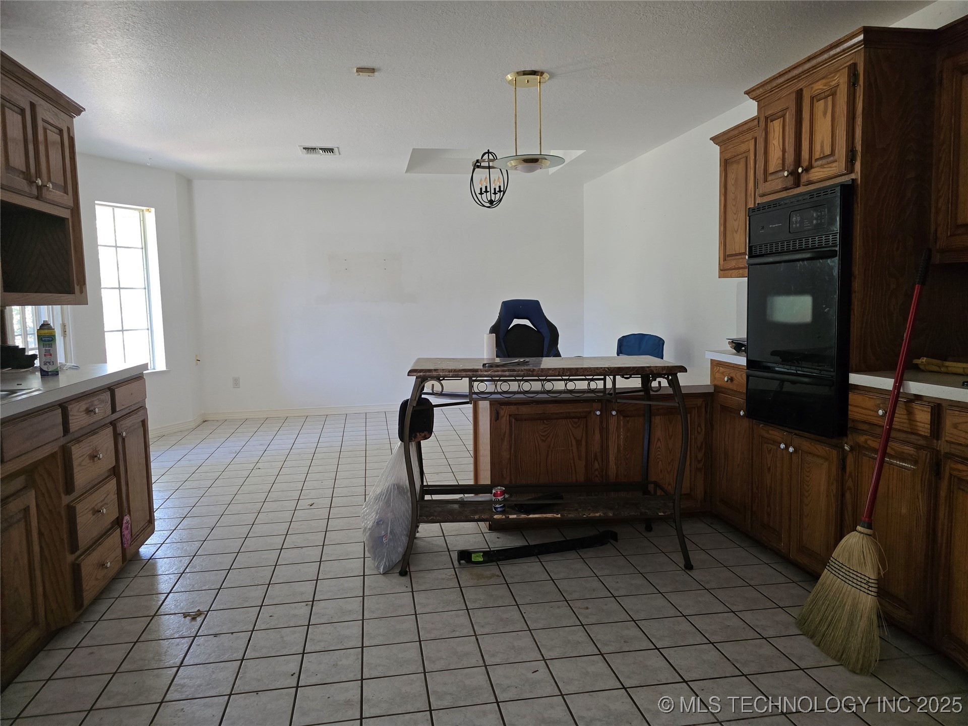 827 Acorn Road Property Photo 27