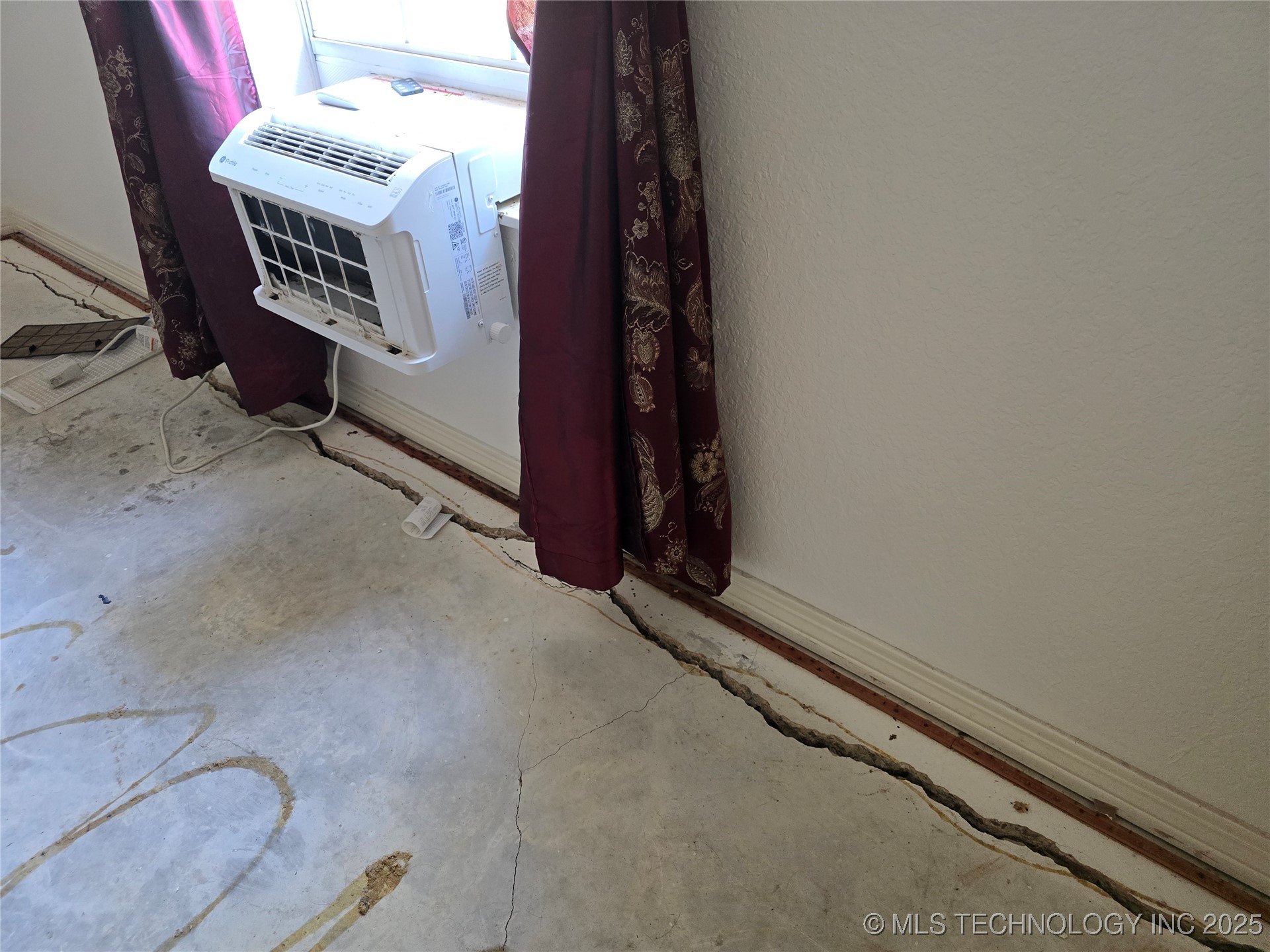 827 Acorn Road Property Photo 30