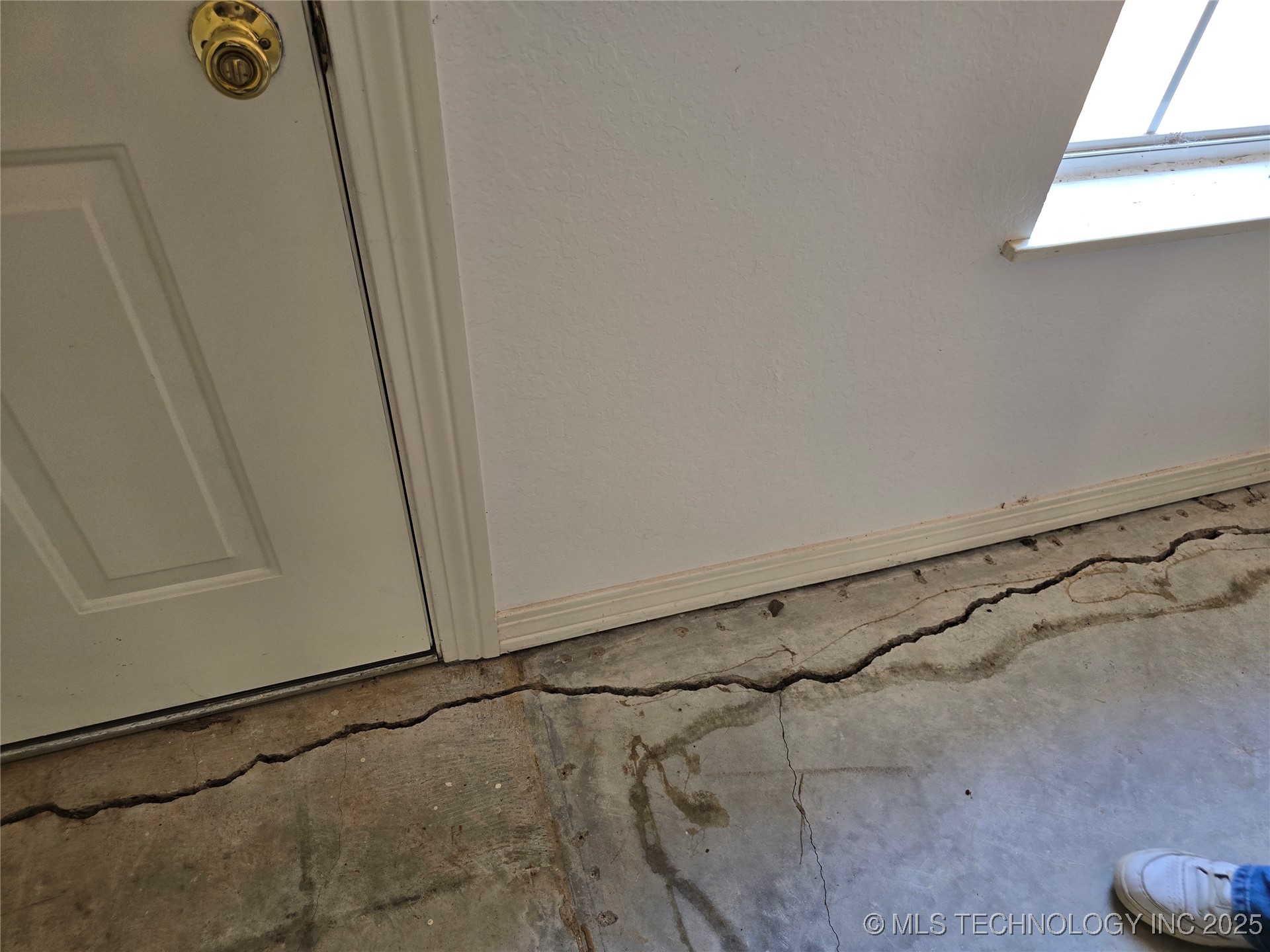 827 Acorn Road Property Photo 31