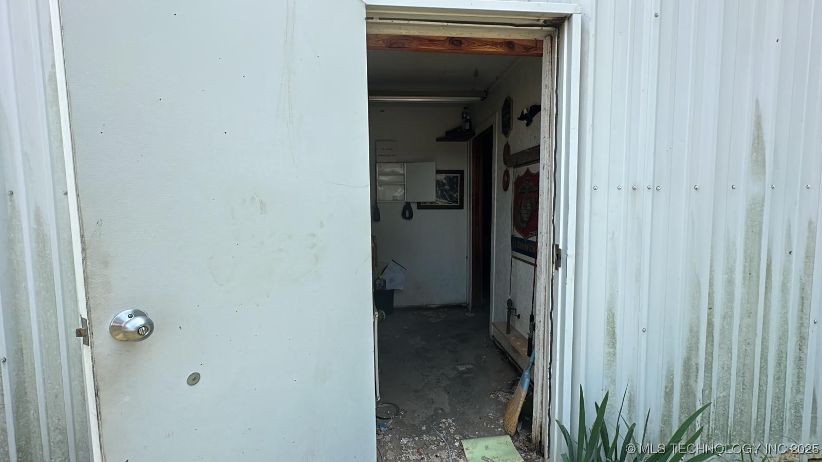 827 Acorn Road Property Photo 38