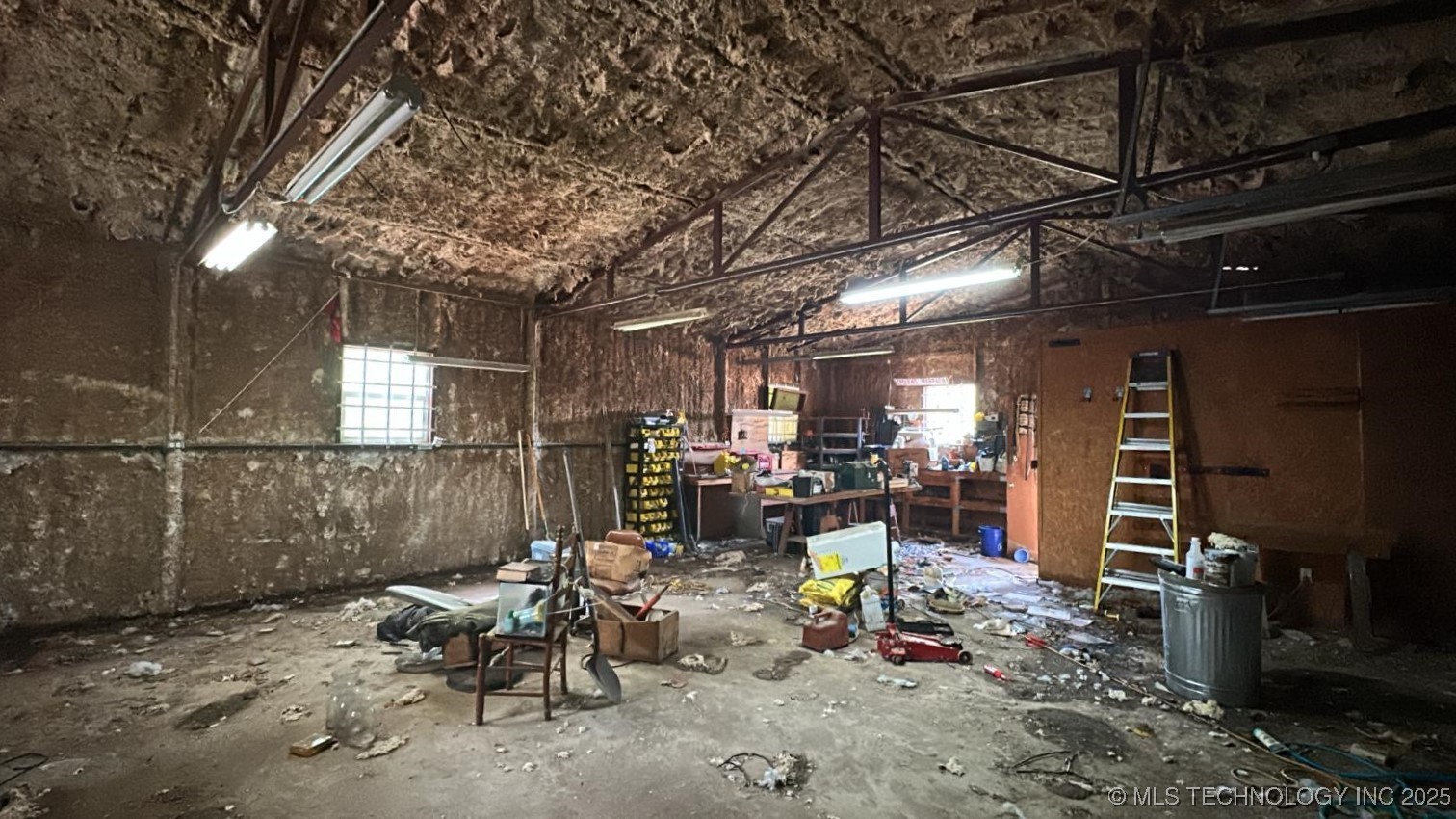 827 Acorn Road Property Photo 41