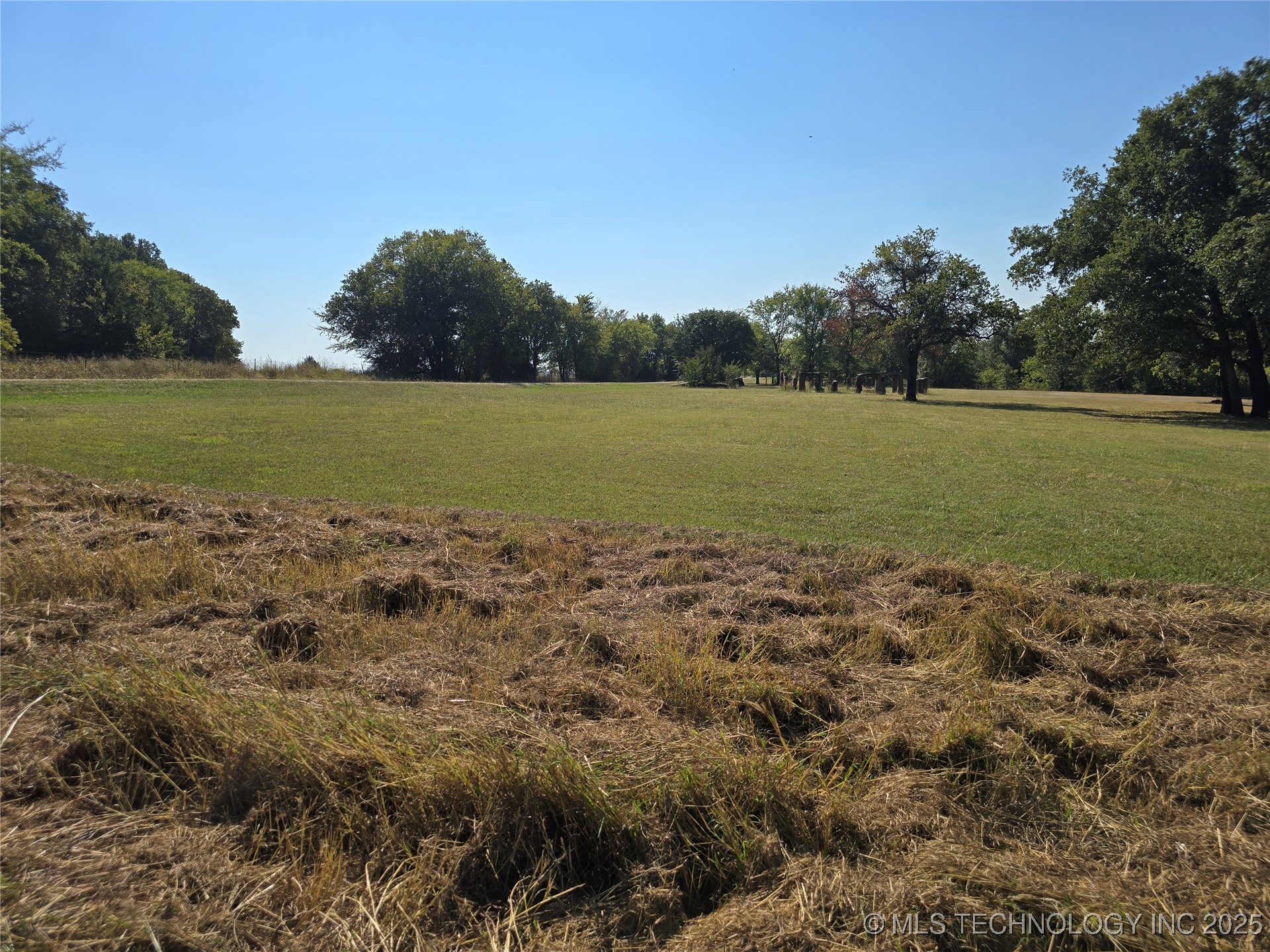 827 Acorn Road Property Photo 47