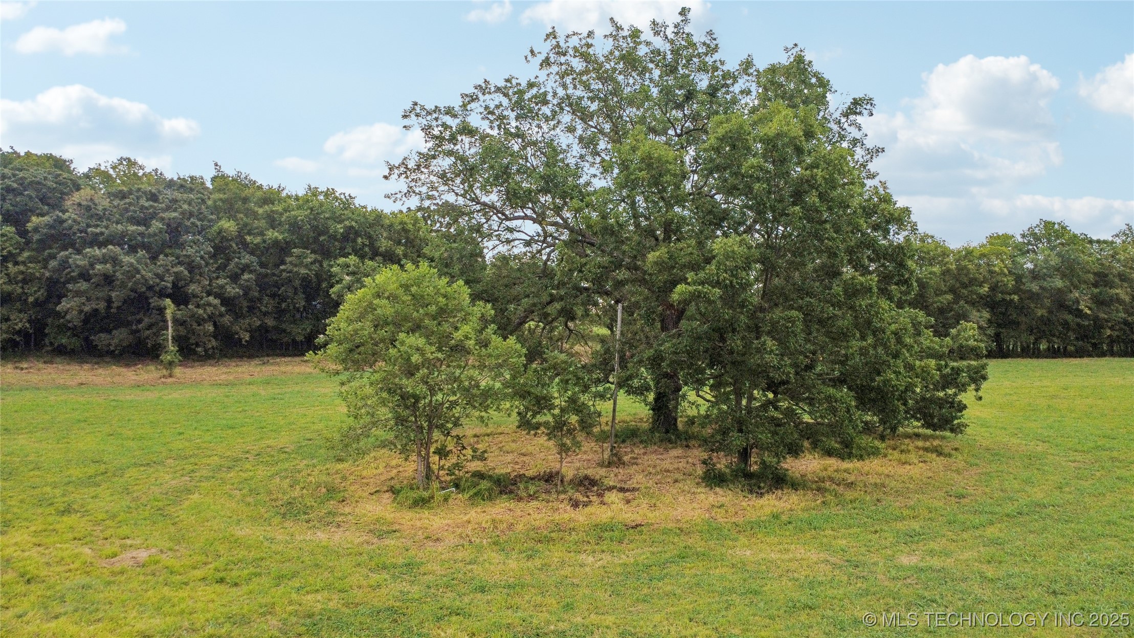 9251 E 470 Road Property Photo 12