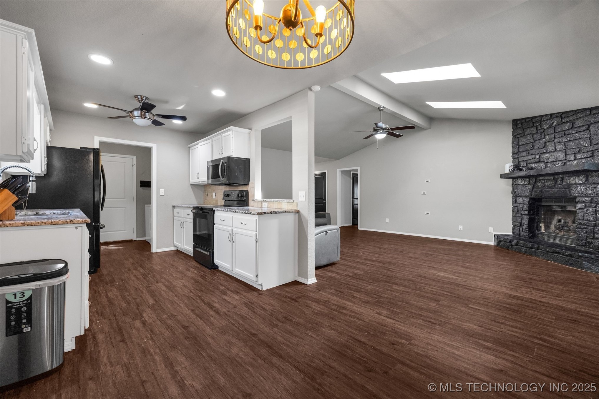 1416 N Juniper Place Property Photo 12