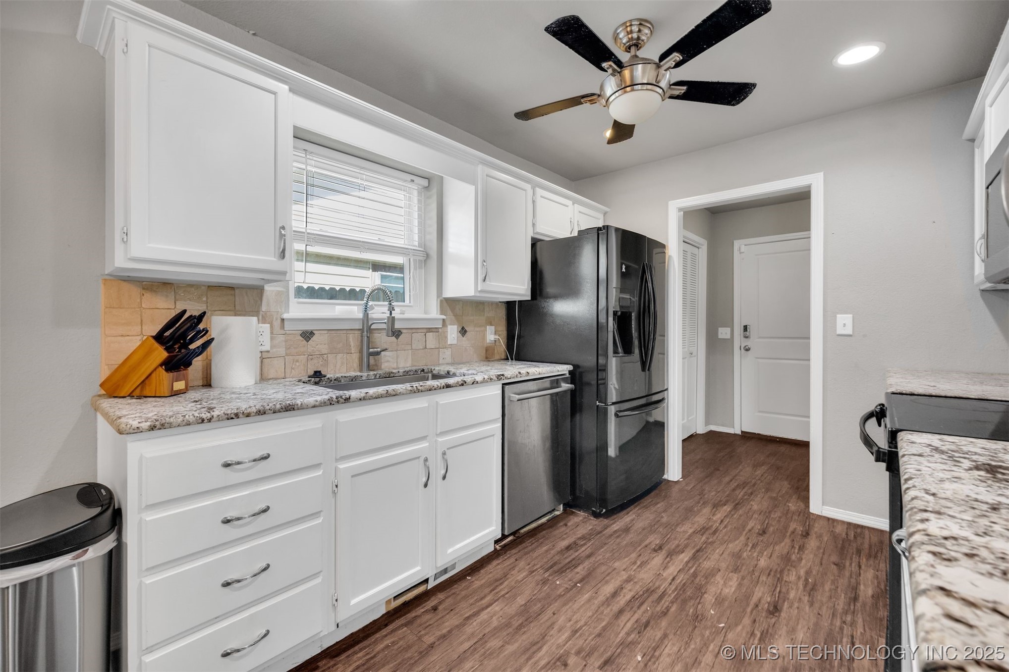 1416 N Juniper Place Property Photo 14