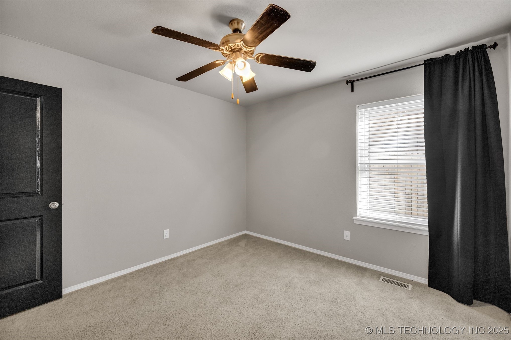 1416 N Juniper Place Property Photo 28