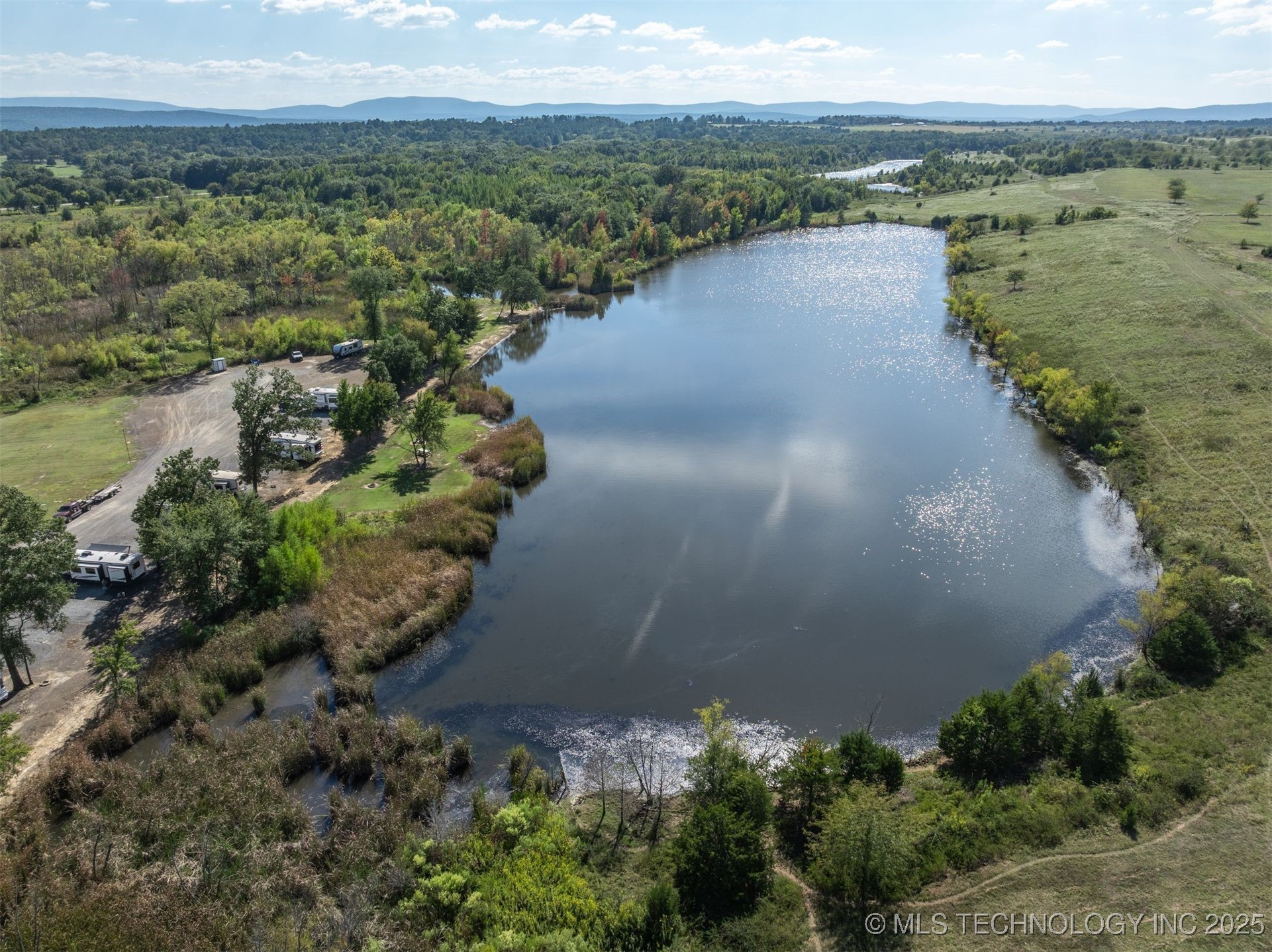 23000 Hideaway Drive Property Photo 5