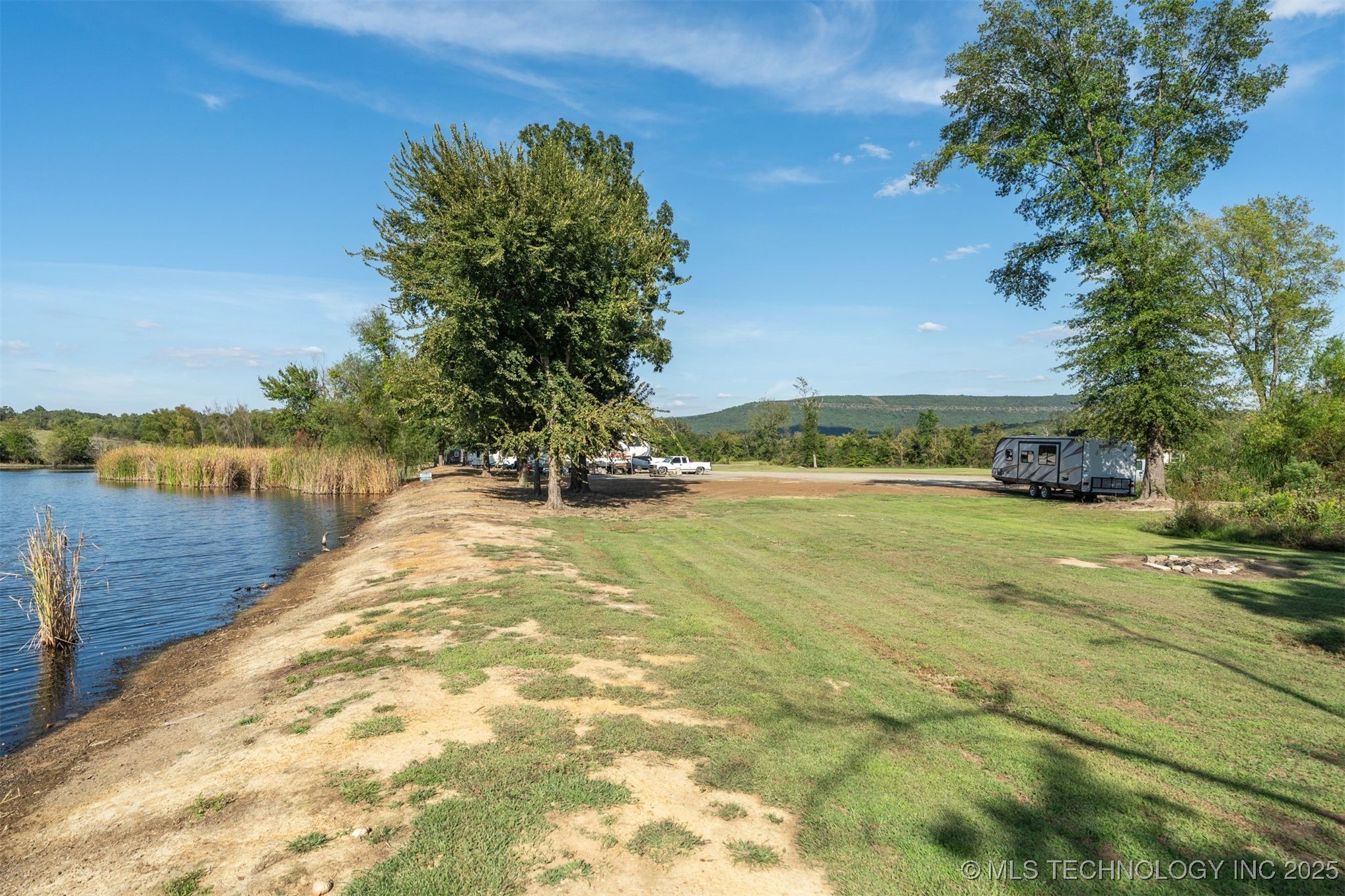 23000 Hideaway Drive Property Photo 8