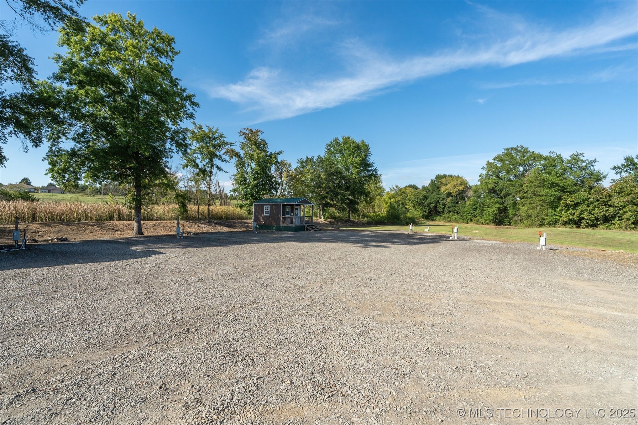 23000 Hideaway Drive Property Photo 11