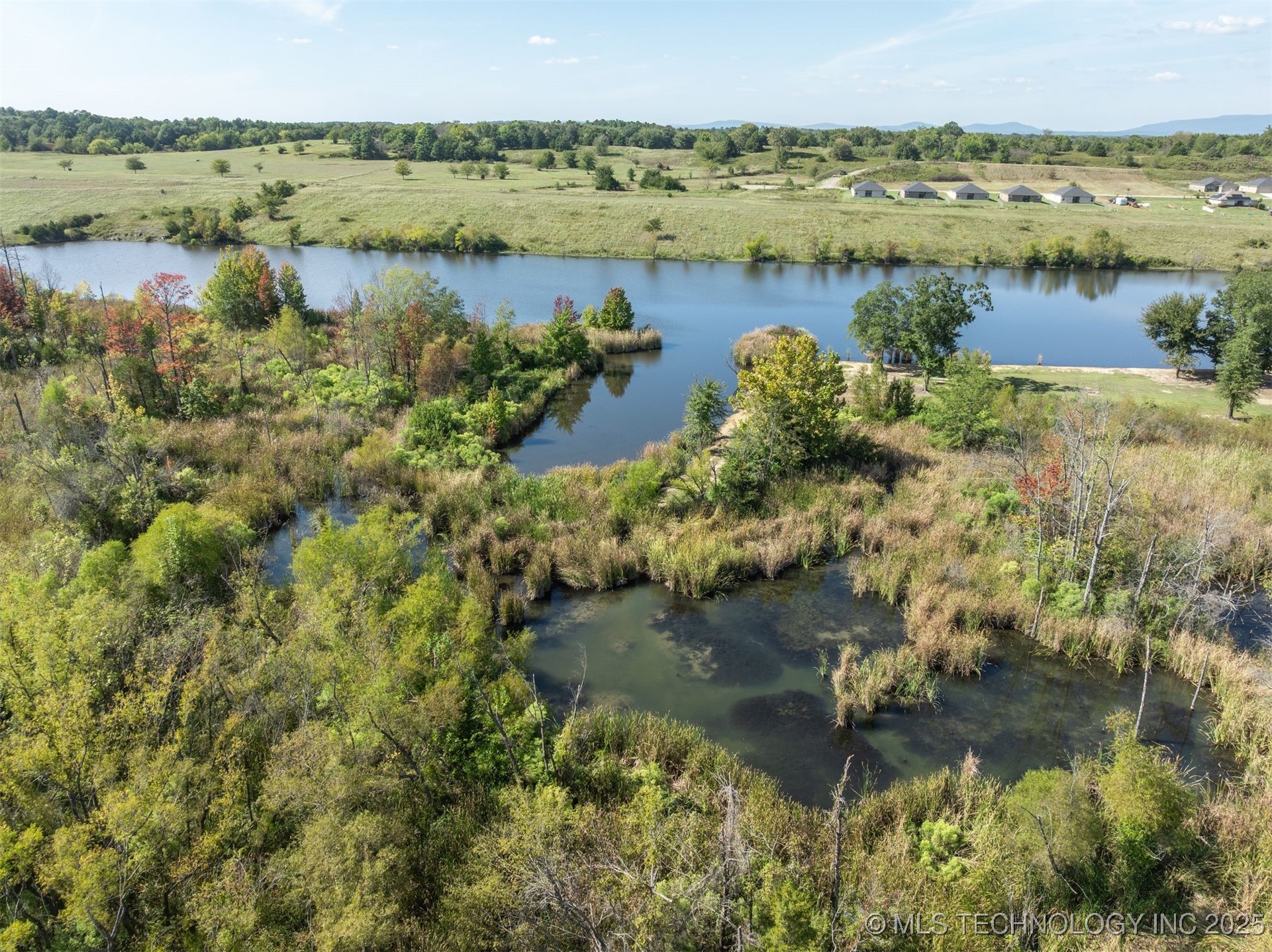 23000 Hideaway Drive Property Photo 16