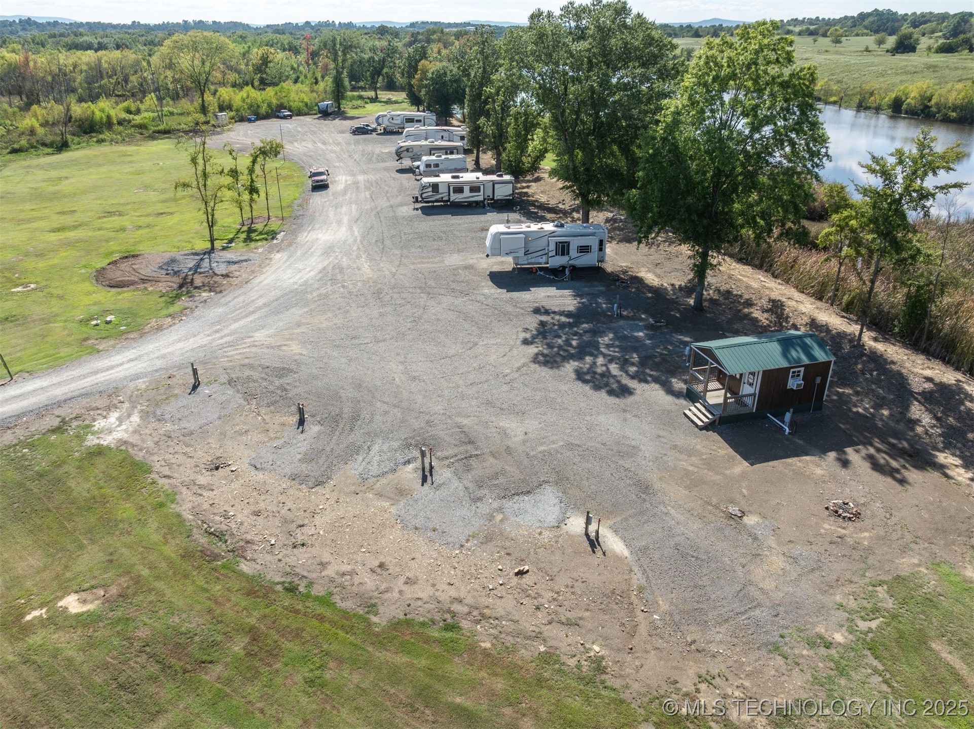 23000 Hideaway Drive Property Photo 20